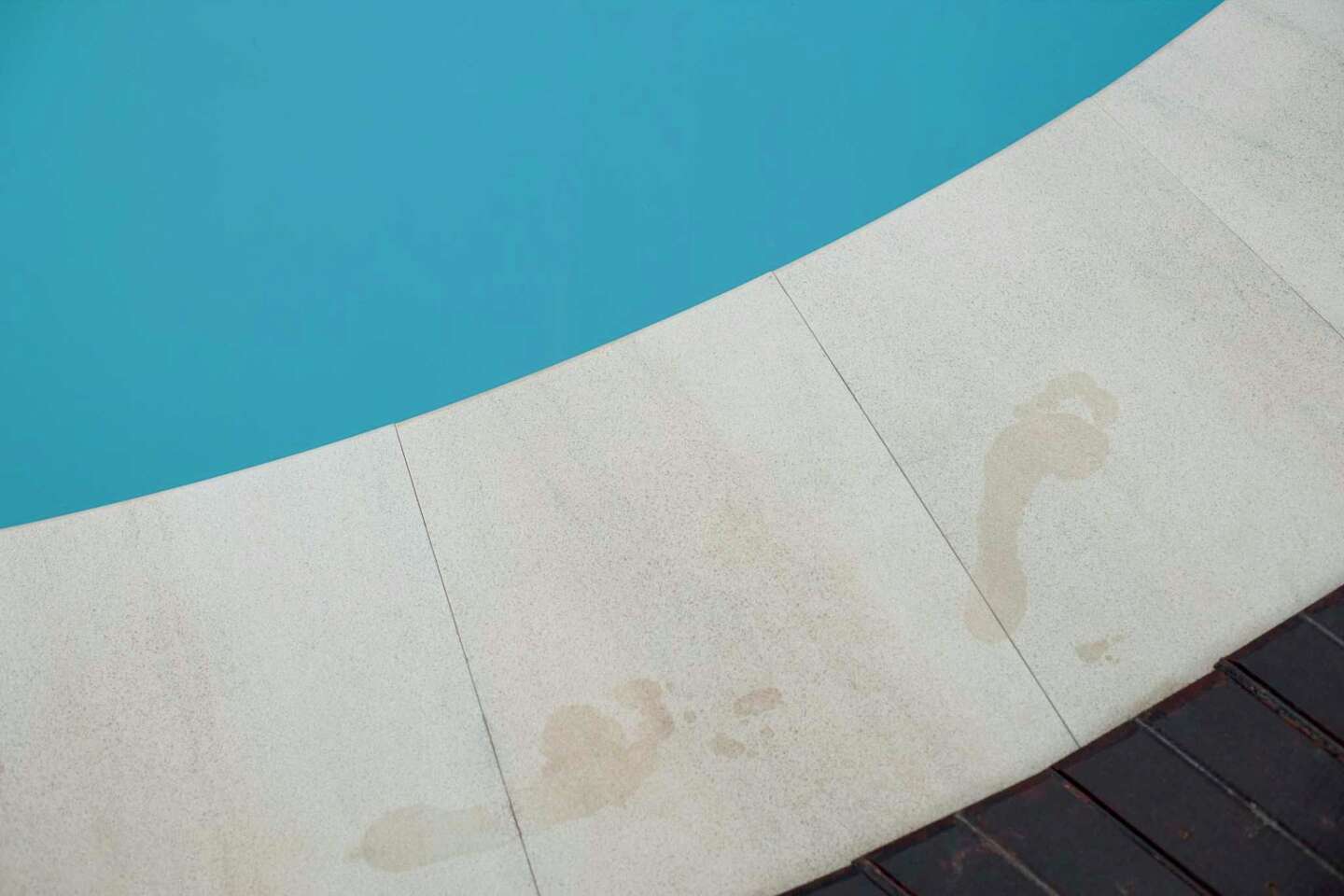 How Does a JBead Pool Liner Work?