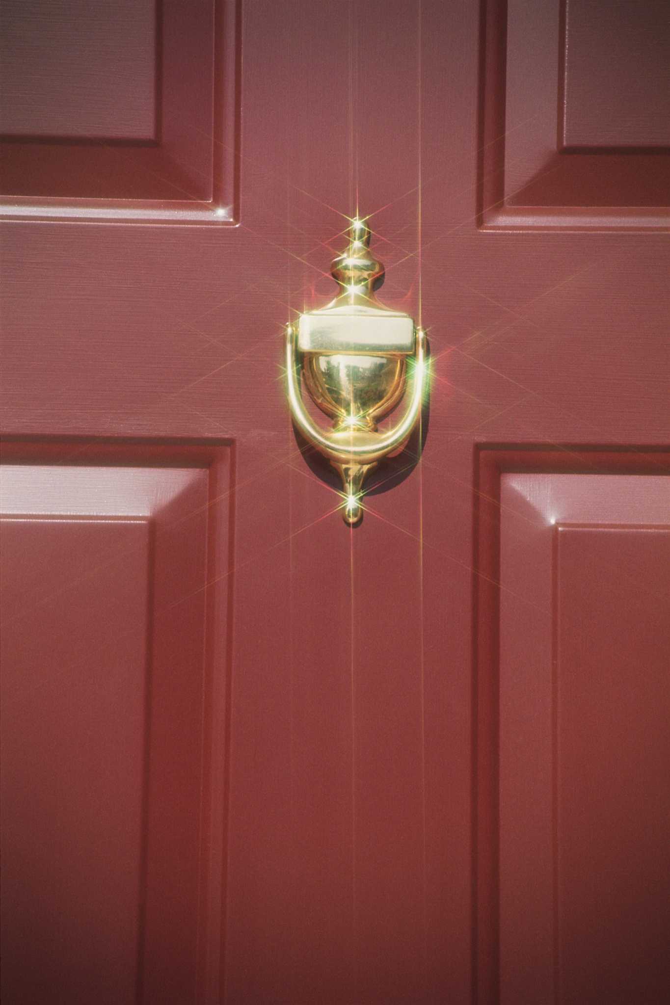 How to Replace a Door Knocker