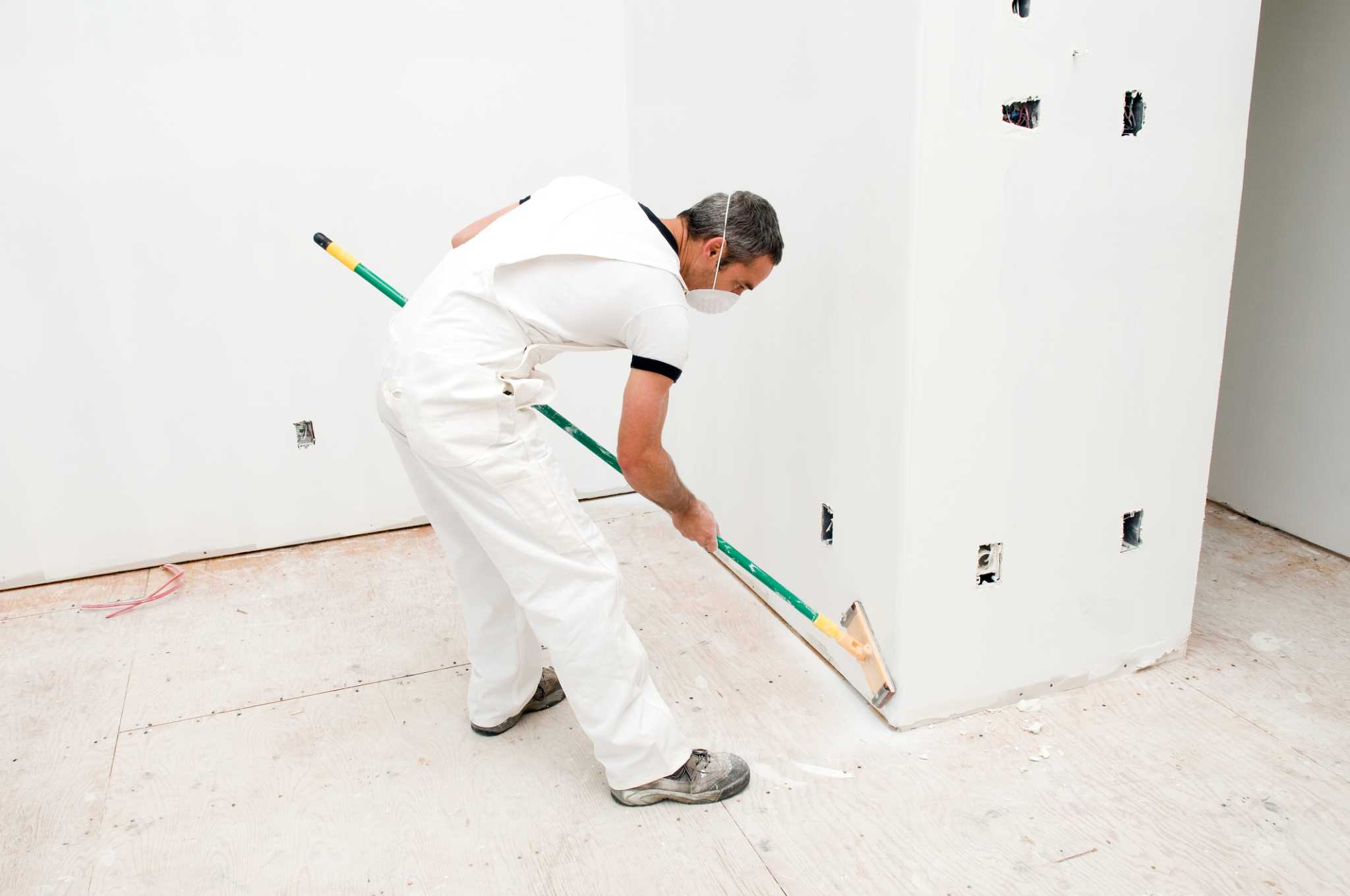 Sanding Drywall Seams