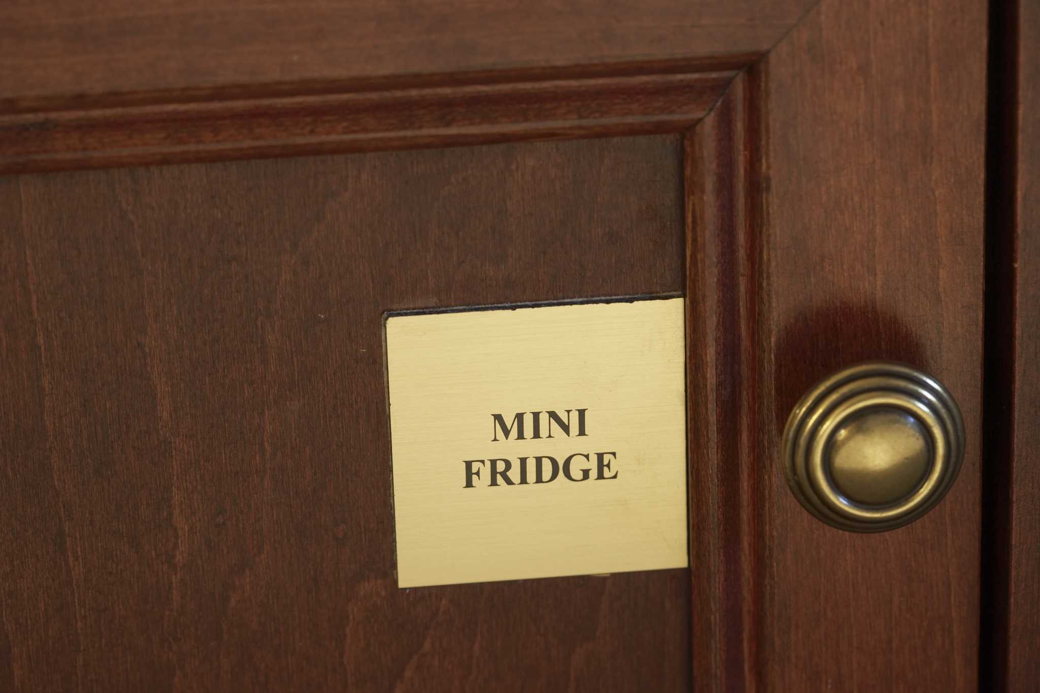 How to Replace Metal Hardware