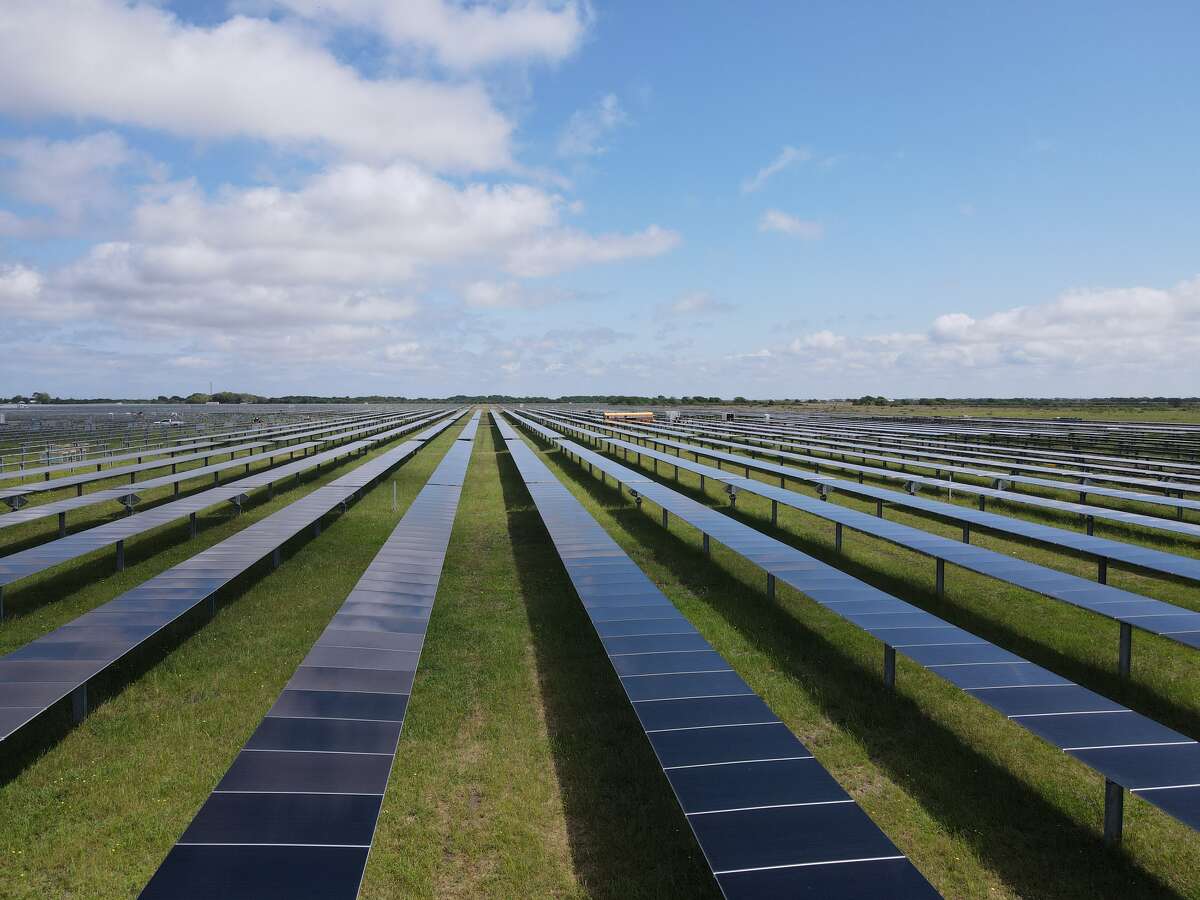 Swift Current Energy takes step to open Texas solar farm in SE Texas