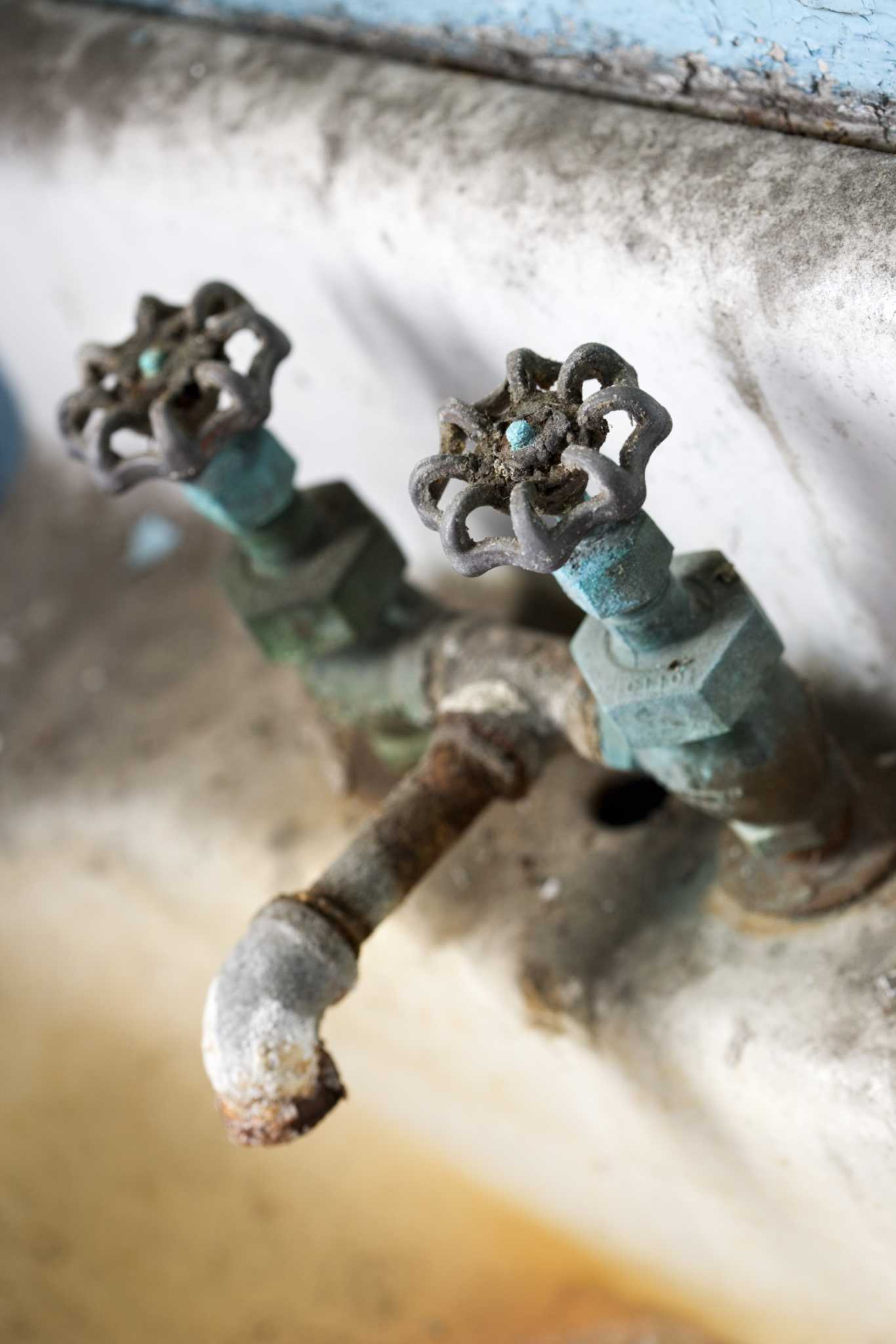 How to Replace a Utility Sink Faucet