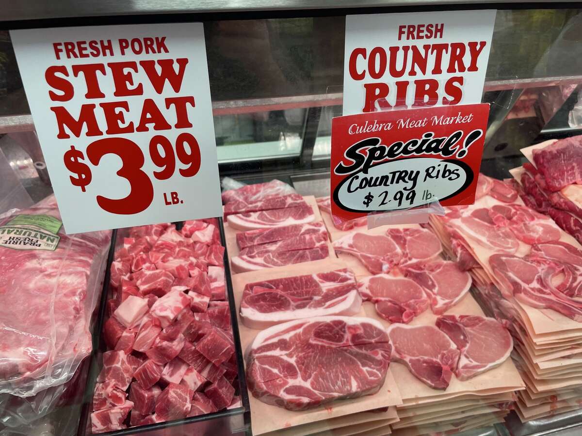 Walzem Road filled with soul food, markets, Mexican restaurants