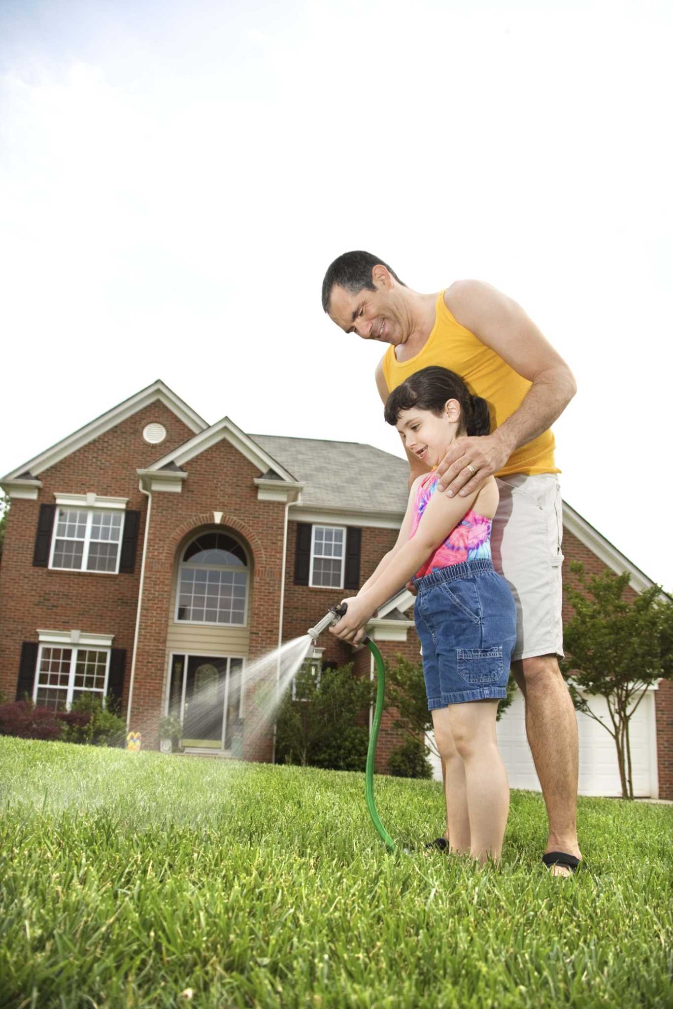 What Kind of Fertilizer Schedule for Overseeding With Fescue Seed for a