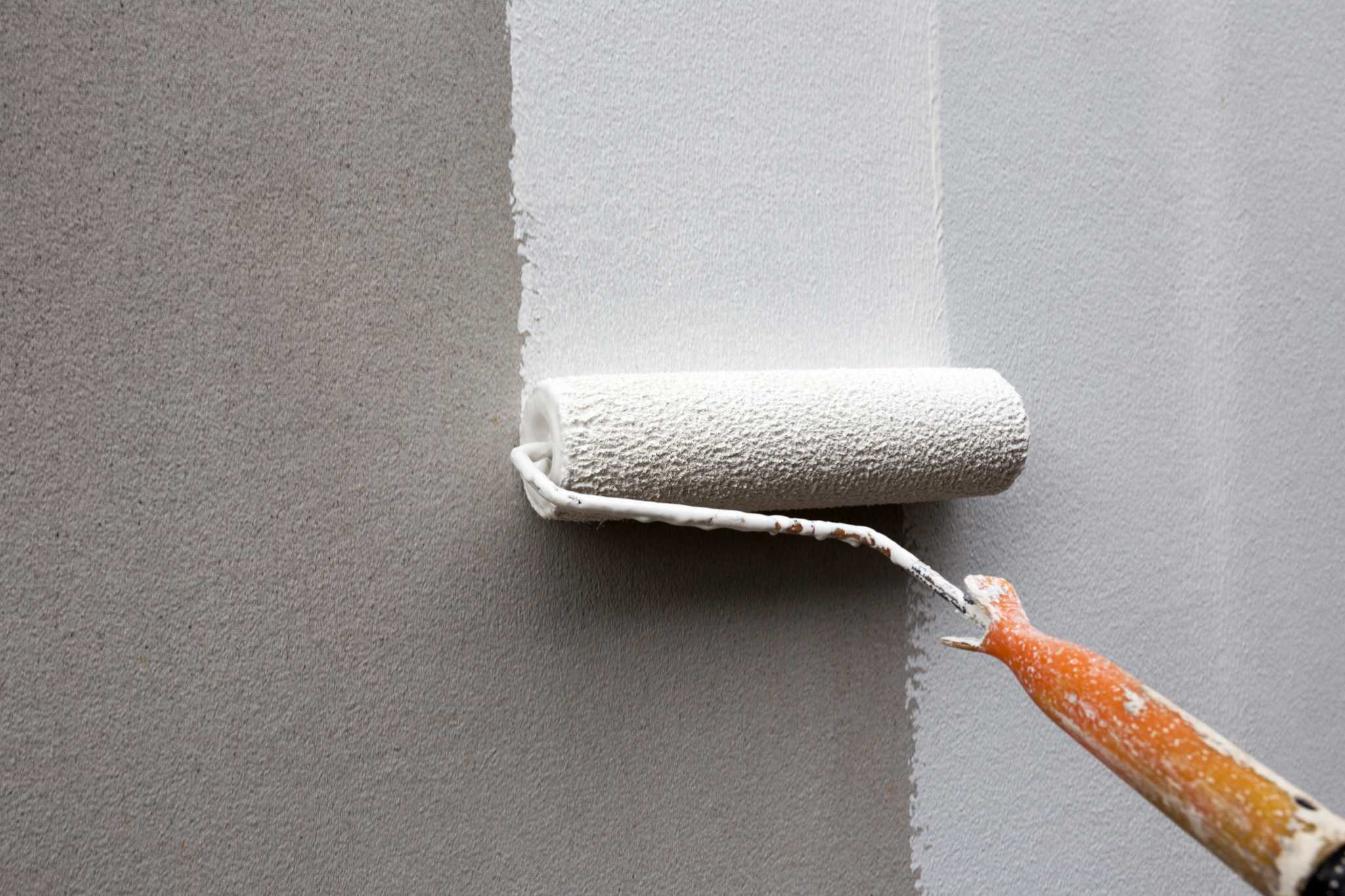 Applying Drywall Compound With a Textured Roller
