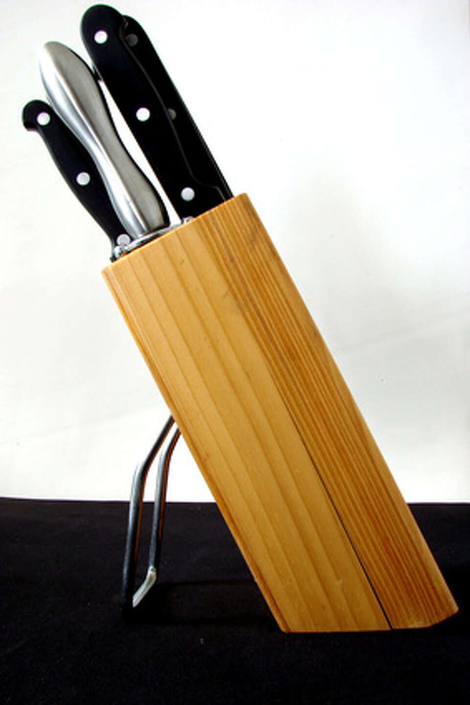 Knives That Never Need Sharpening