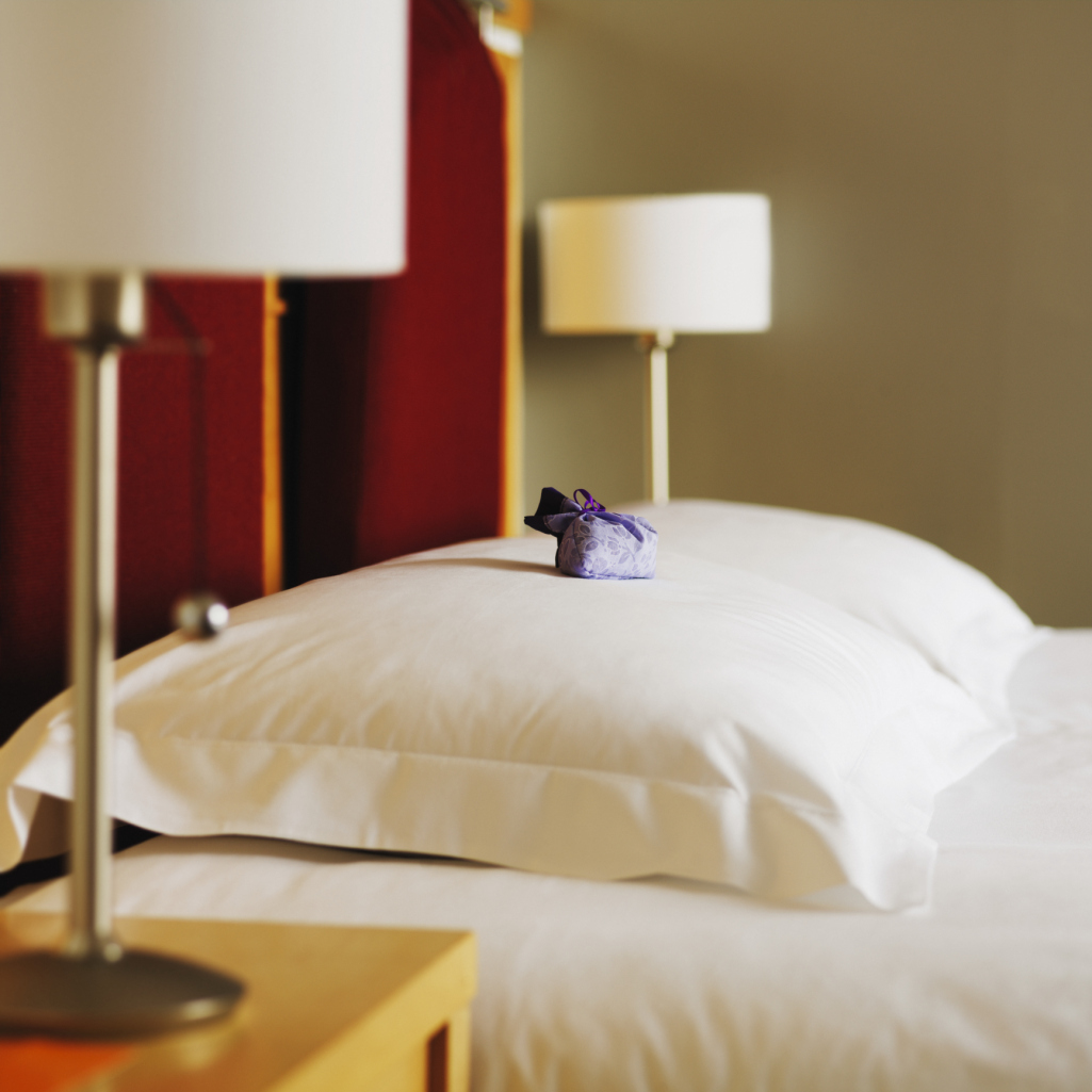 Reupholstering Seat Cushions With Vinyl