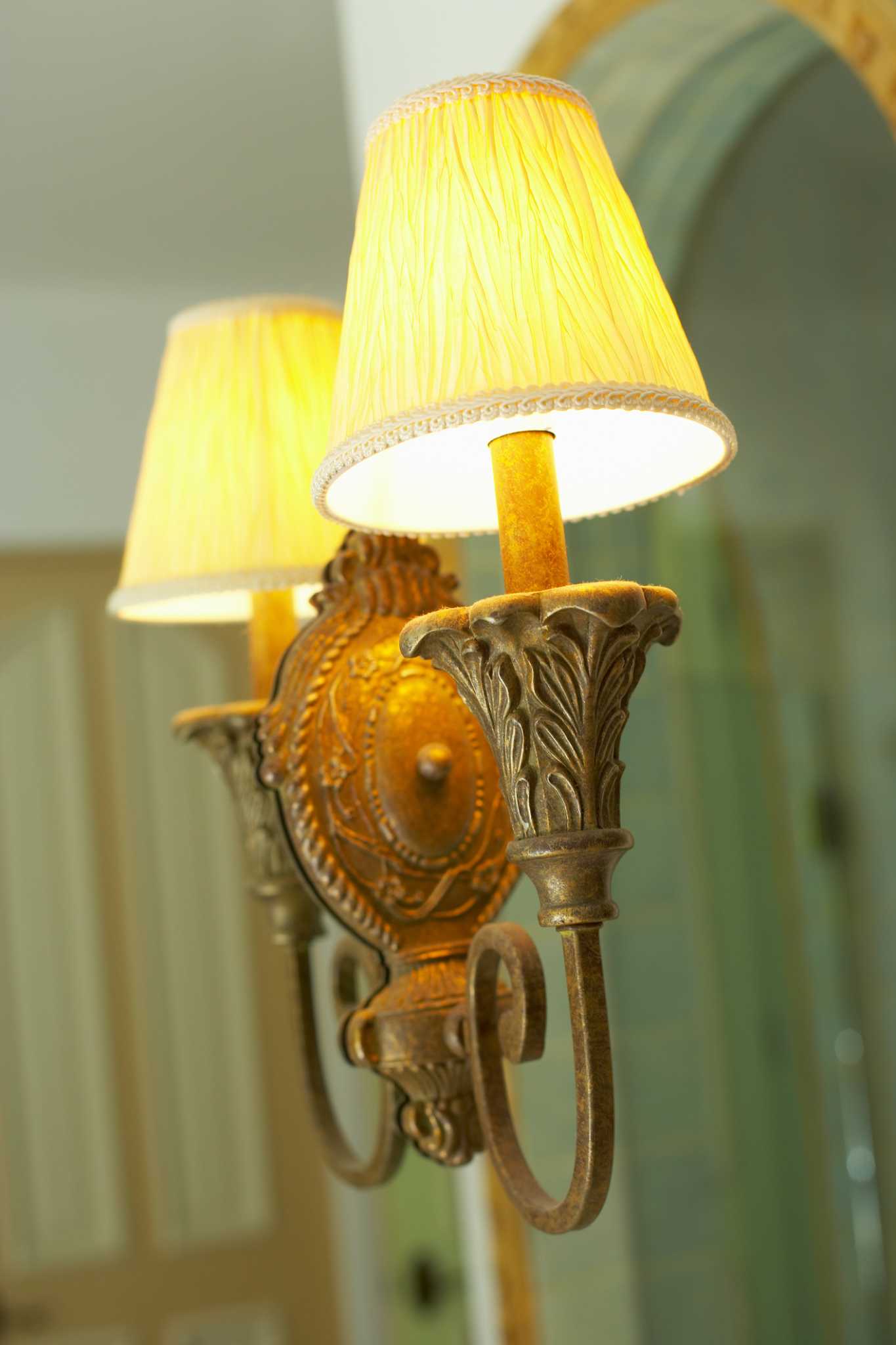 How to Rewire a TwoSocket Lamp