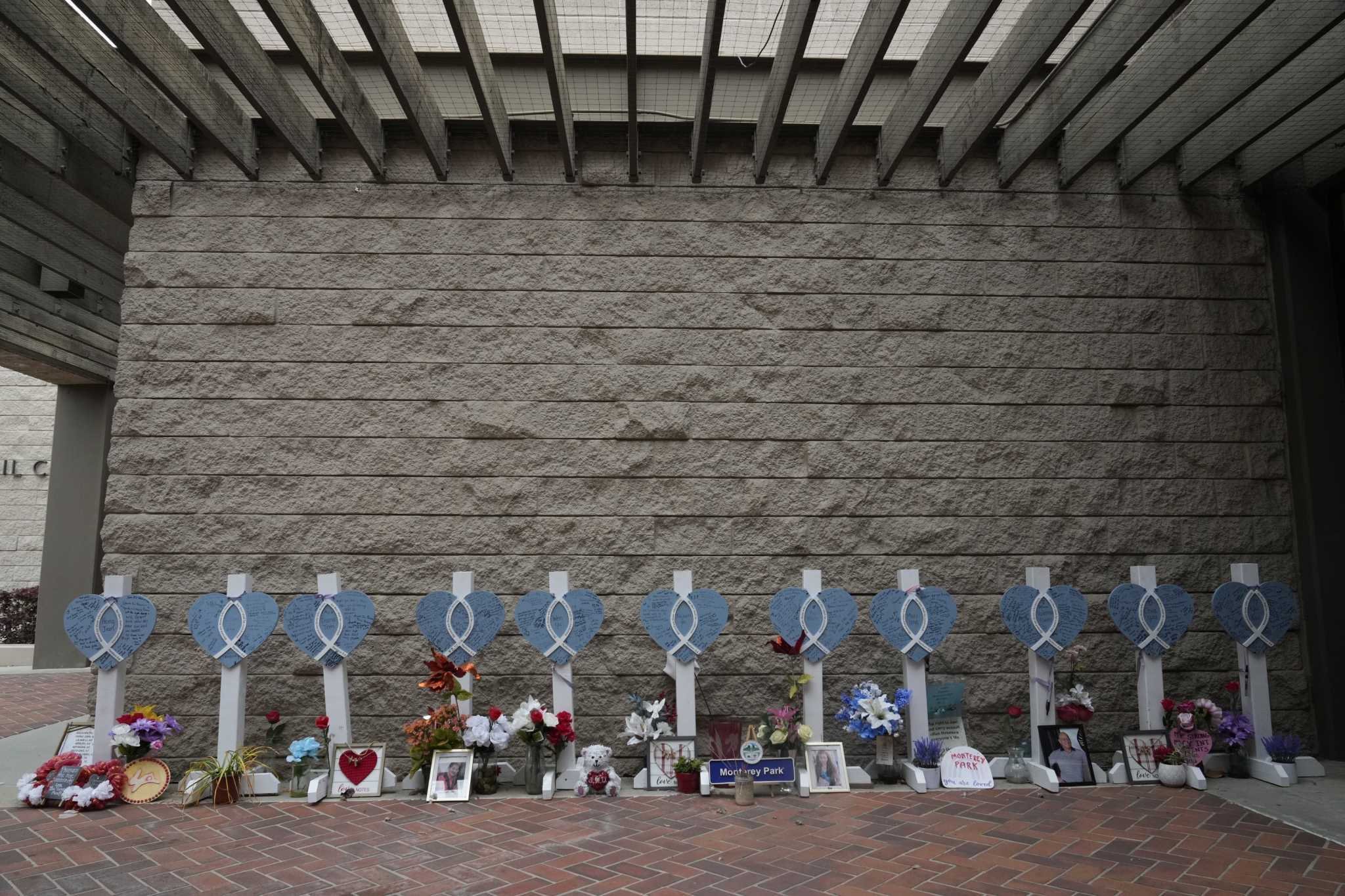 Gun advocates sue to overturn California's 10-day waiting period - Vimarsana News