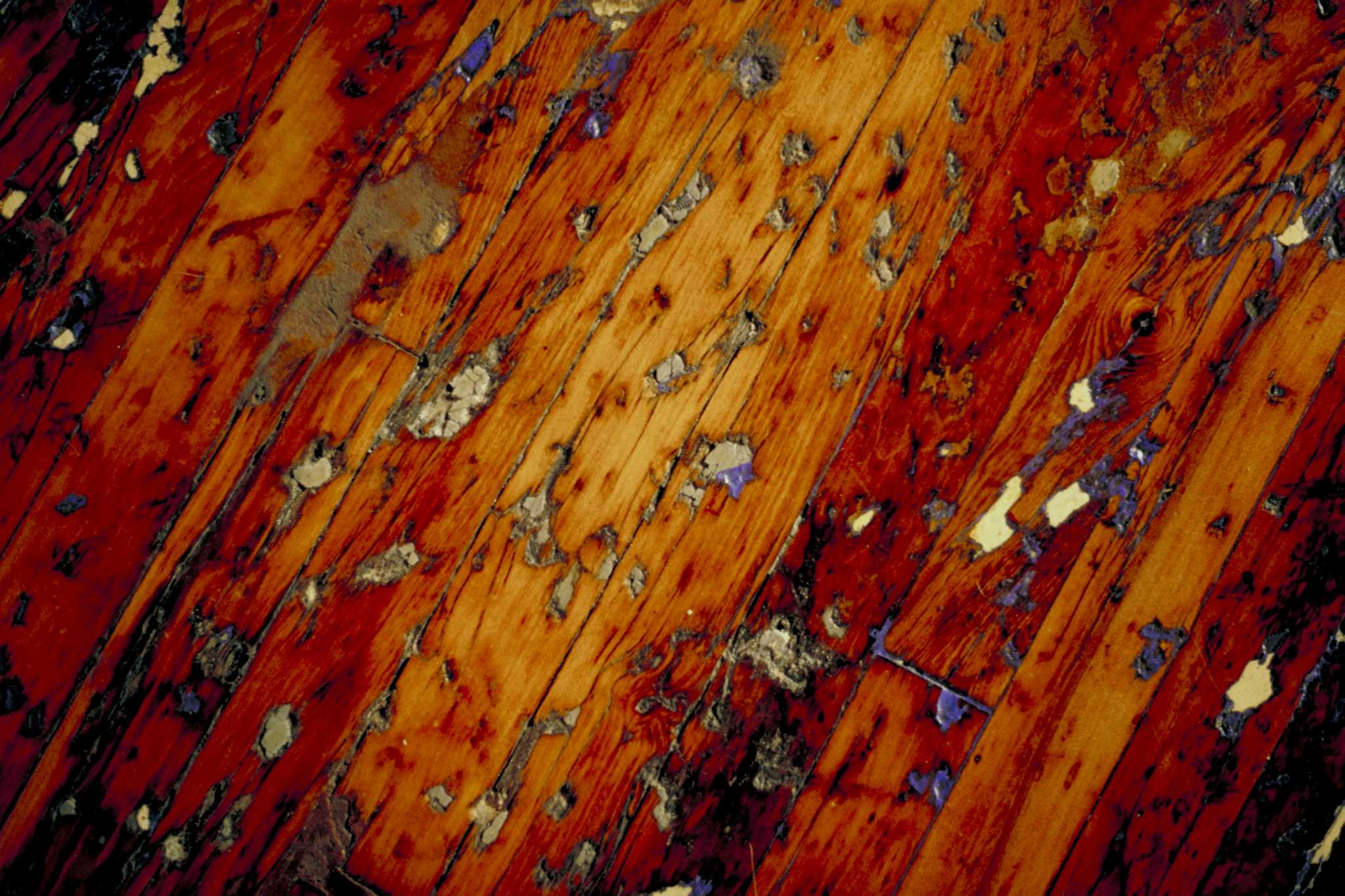 How to Lay Your Hardwood Flooring Diagonally