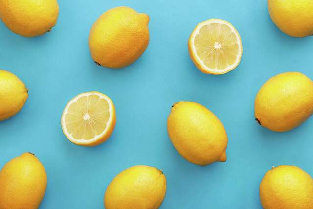 When Is a Lemon Ripe & Ready to Eat?