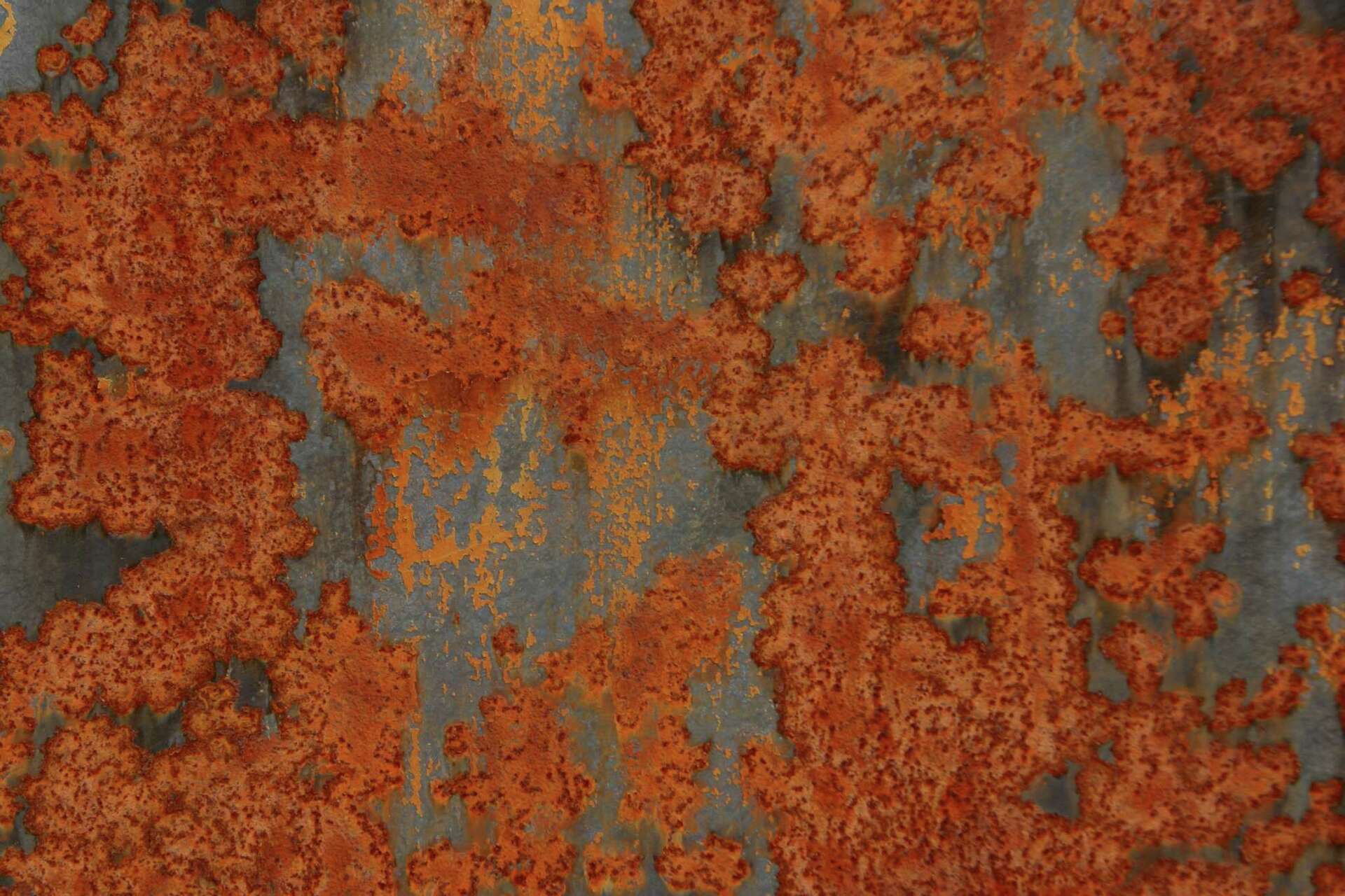 How to Get Rust Off Baseboard Heaters