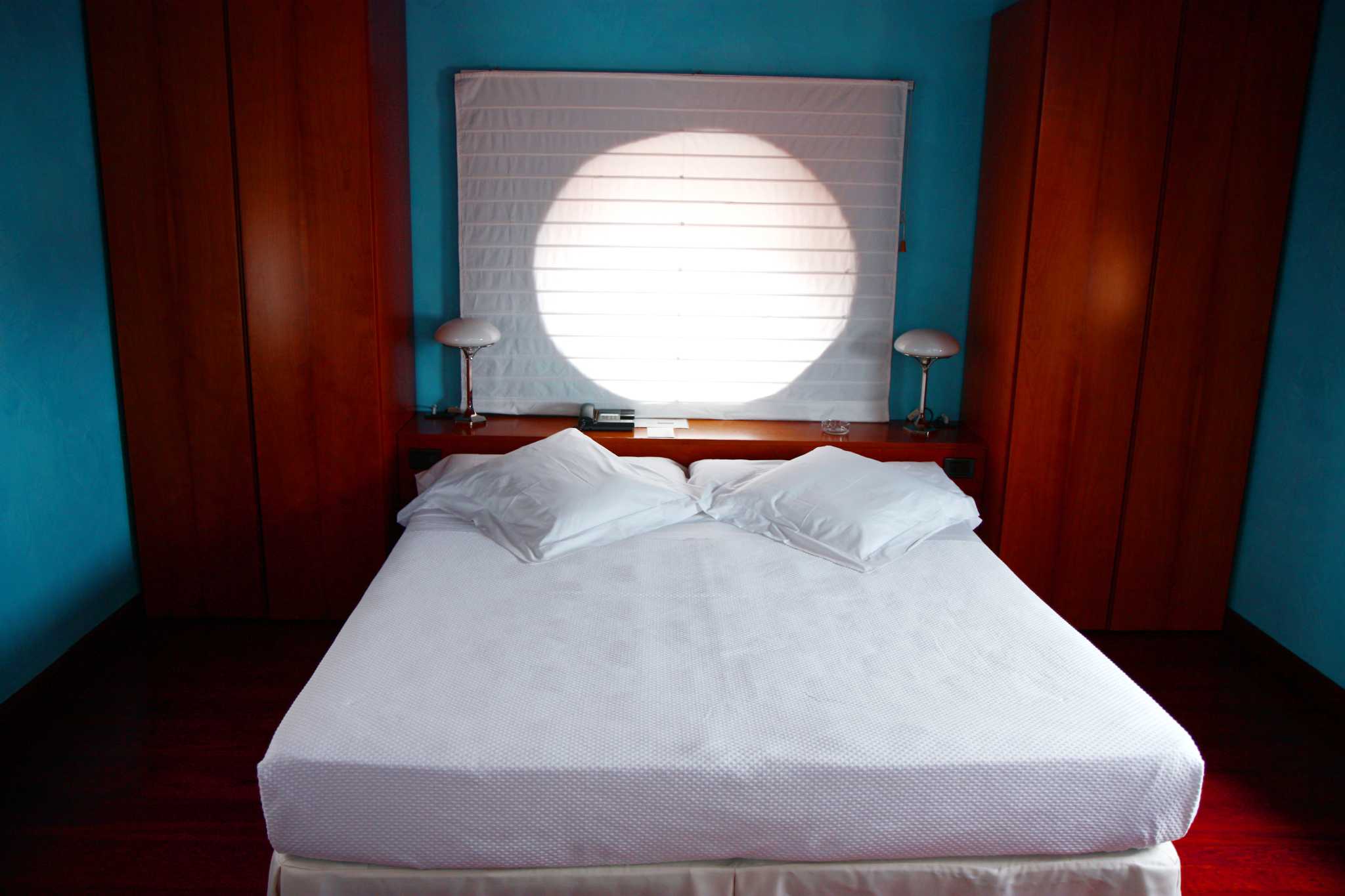 How to Make Air Mattress Bedding