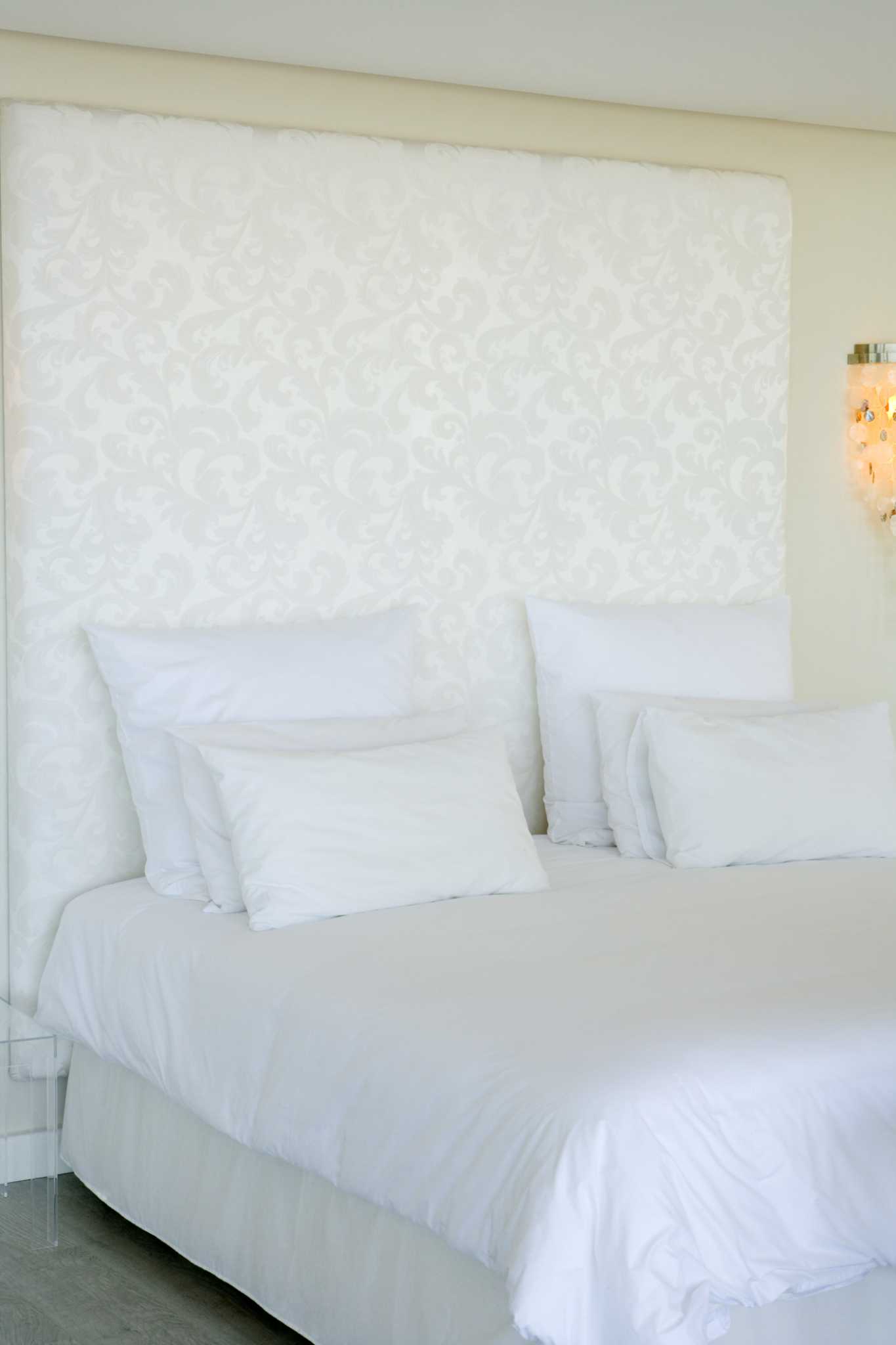 How to Size a Duvet Cover & Filler