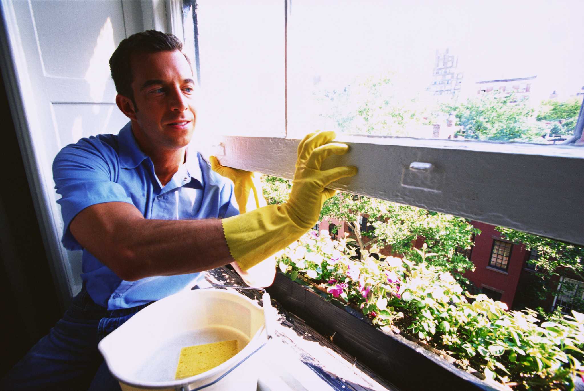 How to Make a Home Smell Good Without Air Fresheners