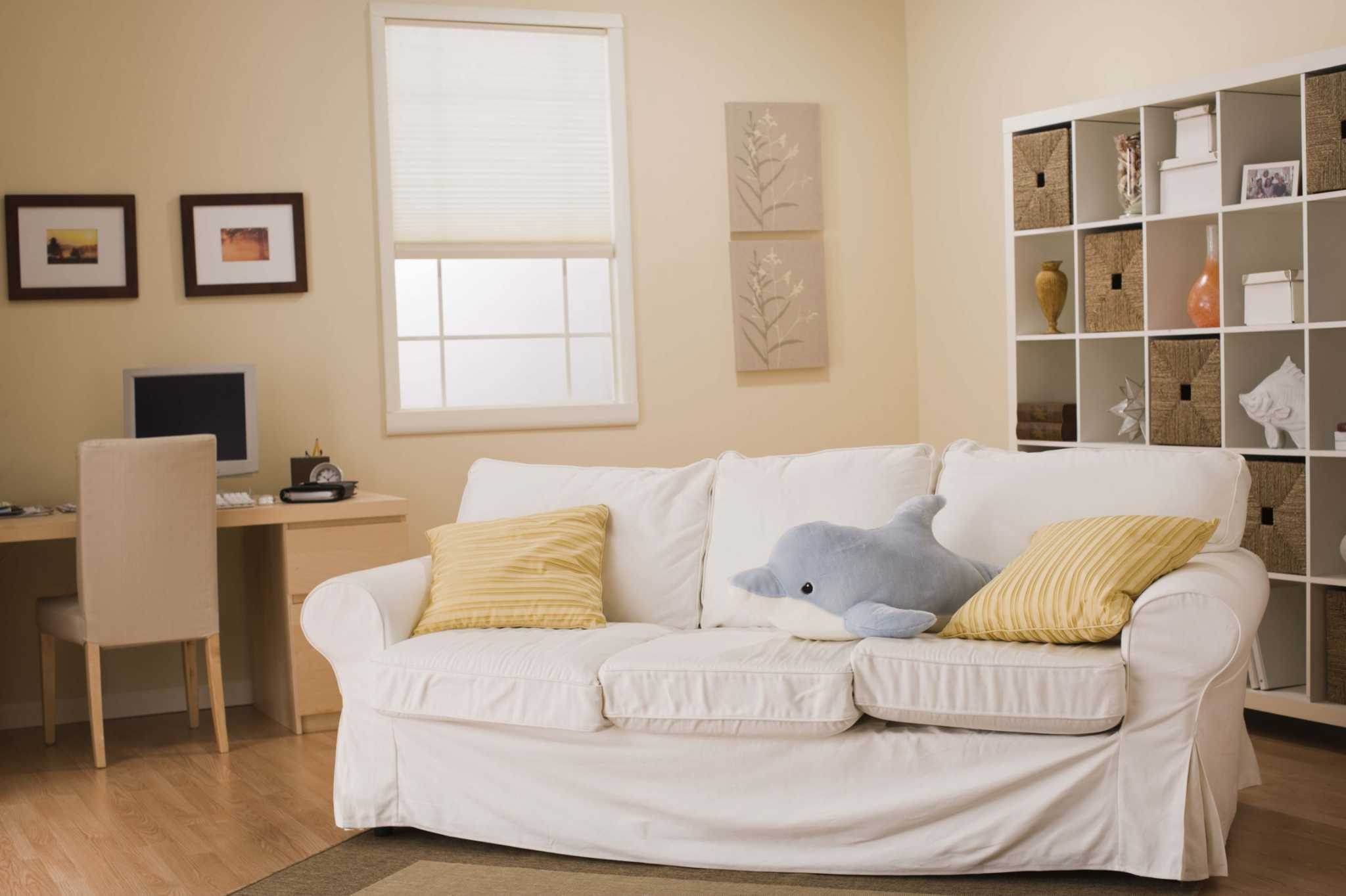 How to Slipcover a Couch With Sheets