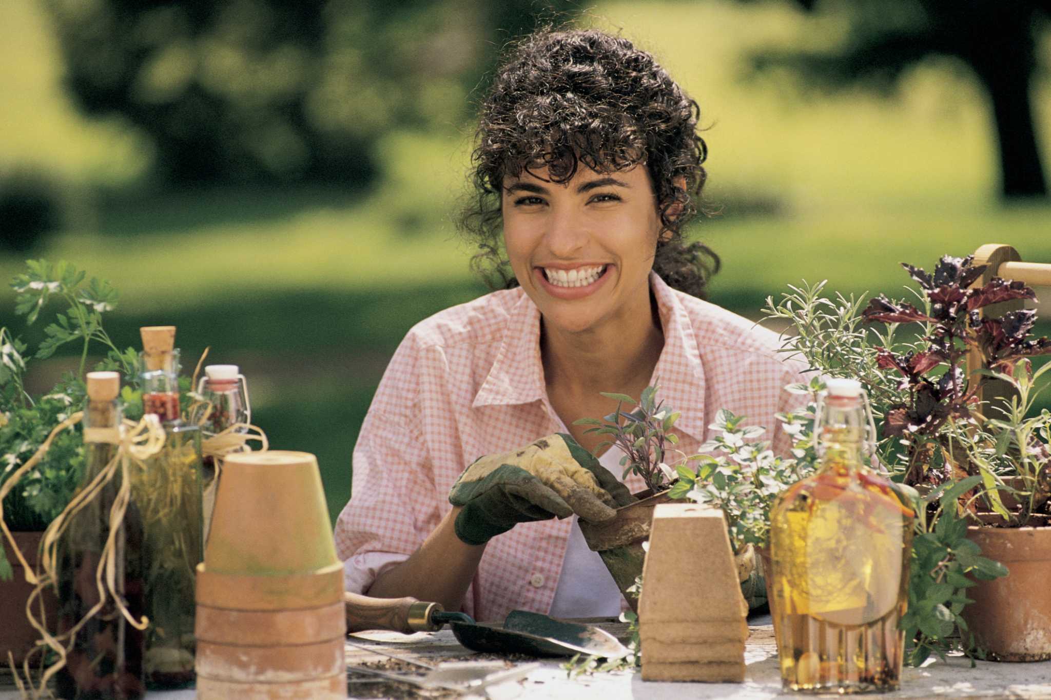 How to Make a Potting Bench Out of an Old Dresser