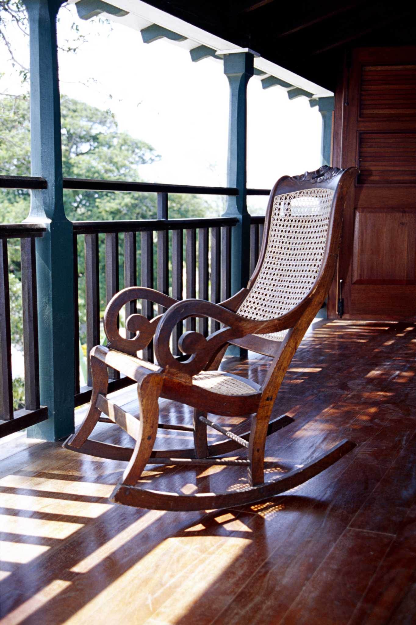 How to Measure a Rocking Chair for Cushions