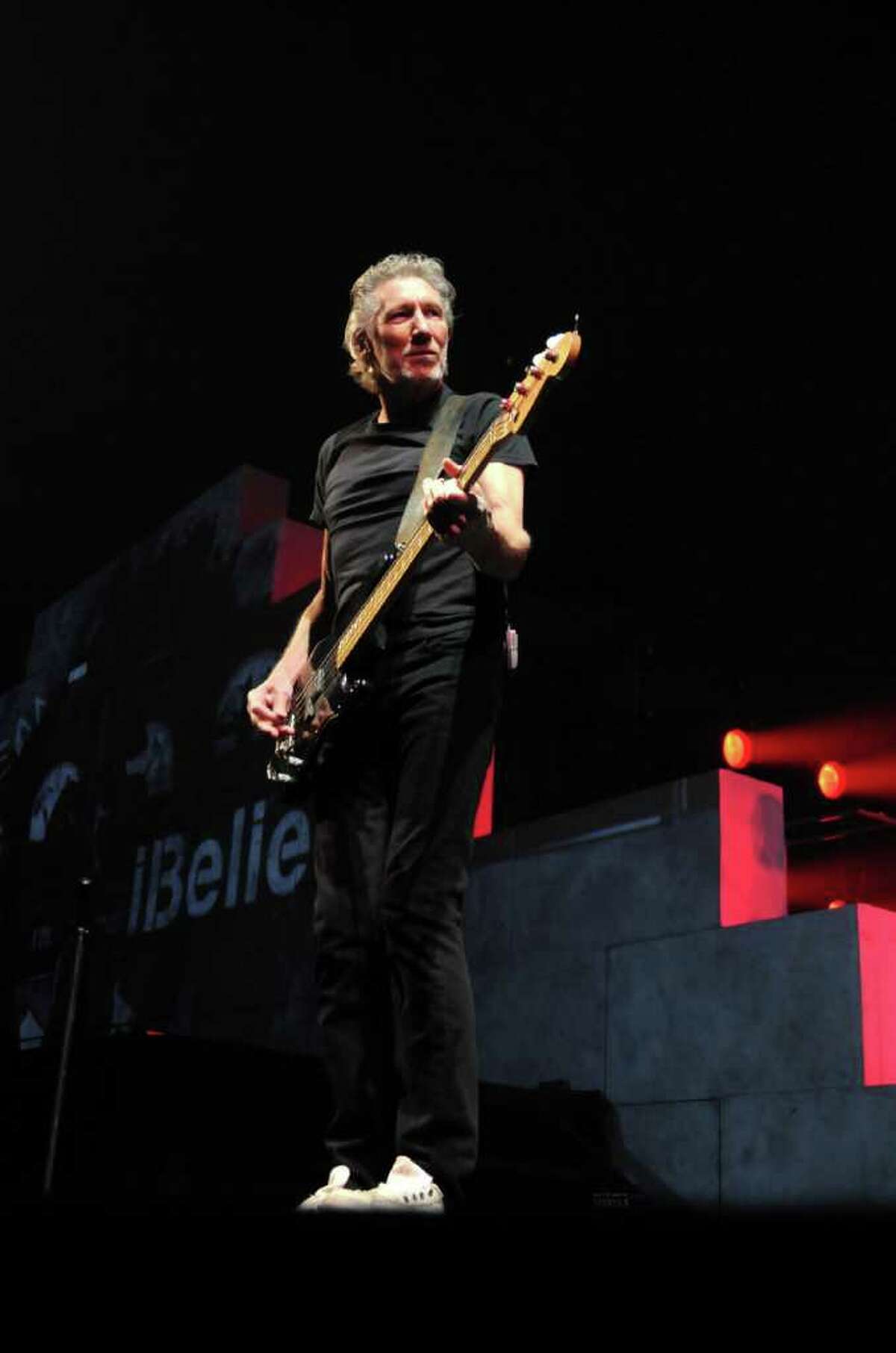 Review: Roger Waters' 