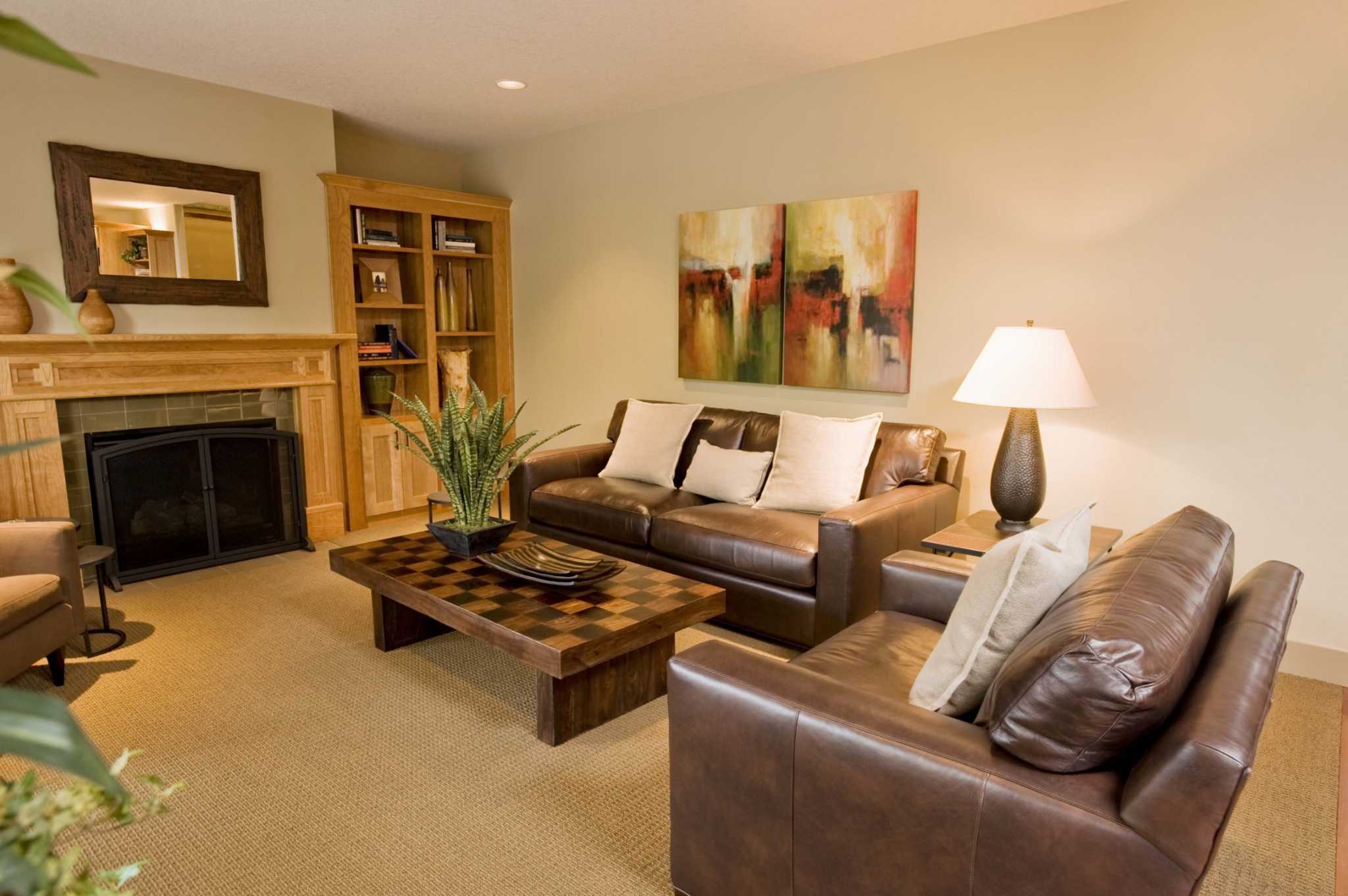 How to Place Living Room Furniture in a Rectangular Room