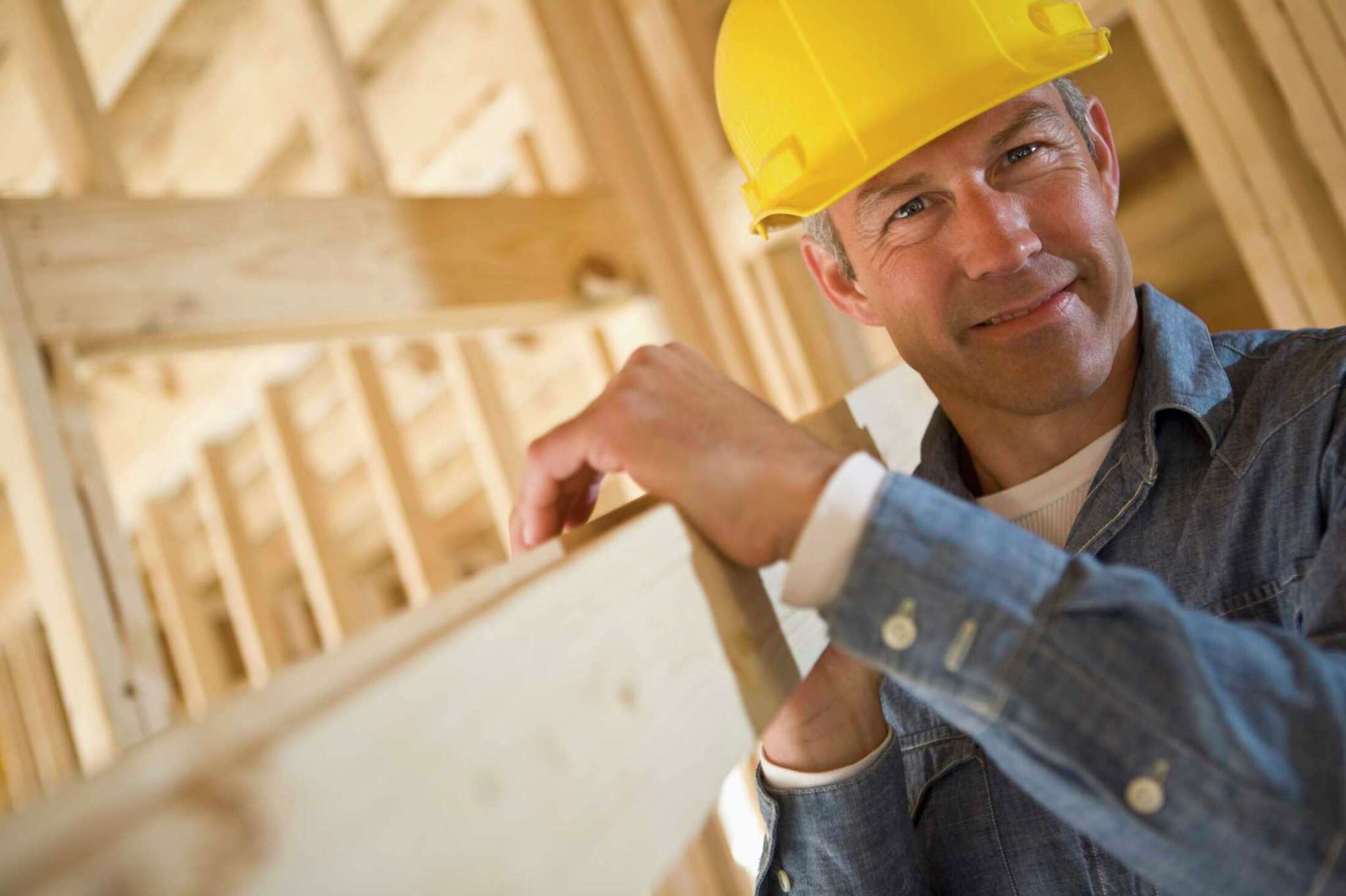 How to Straighten Warped 2X4 Framing in the Garage