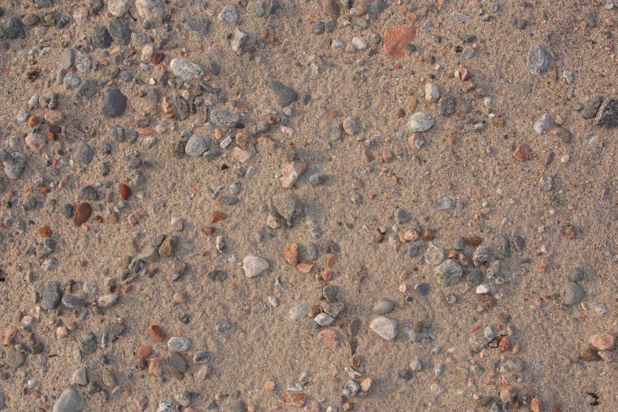 How to Mulch Clay With Gypsum & Pea Gravel