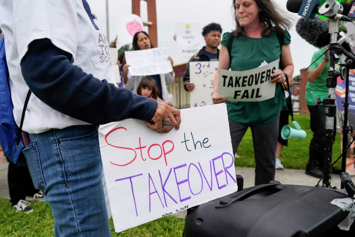 Confusion happening over new salaries for HISD teachers after district  releases New Education System payscale