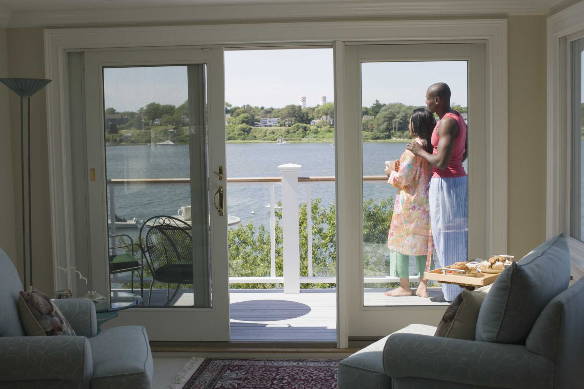 How to Paint a Wood Sliding Glass Door