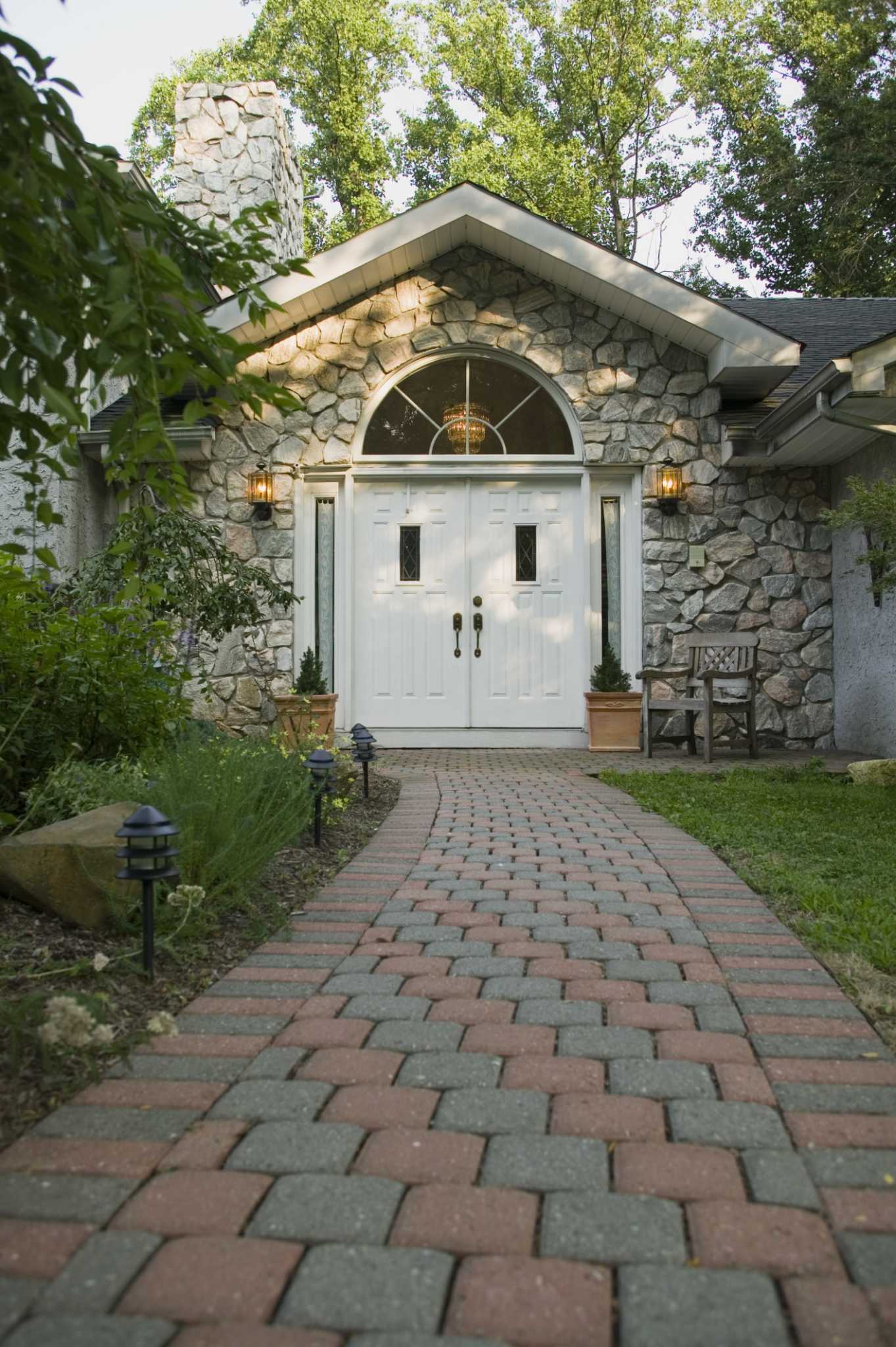 Types of Stone for Building Houses