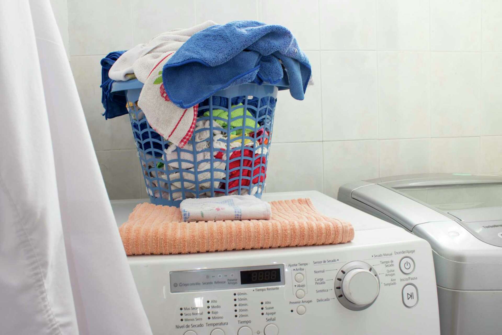 How to Unlock a Whirlpool Duet Washing Machine