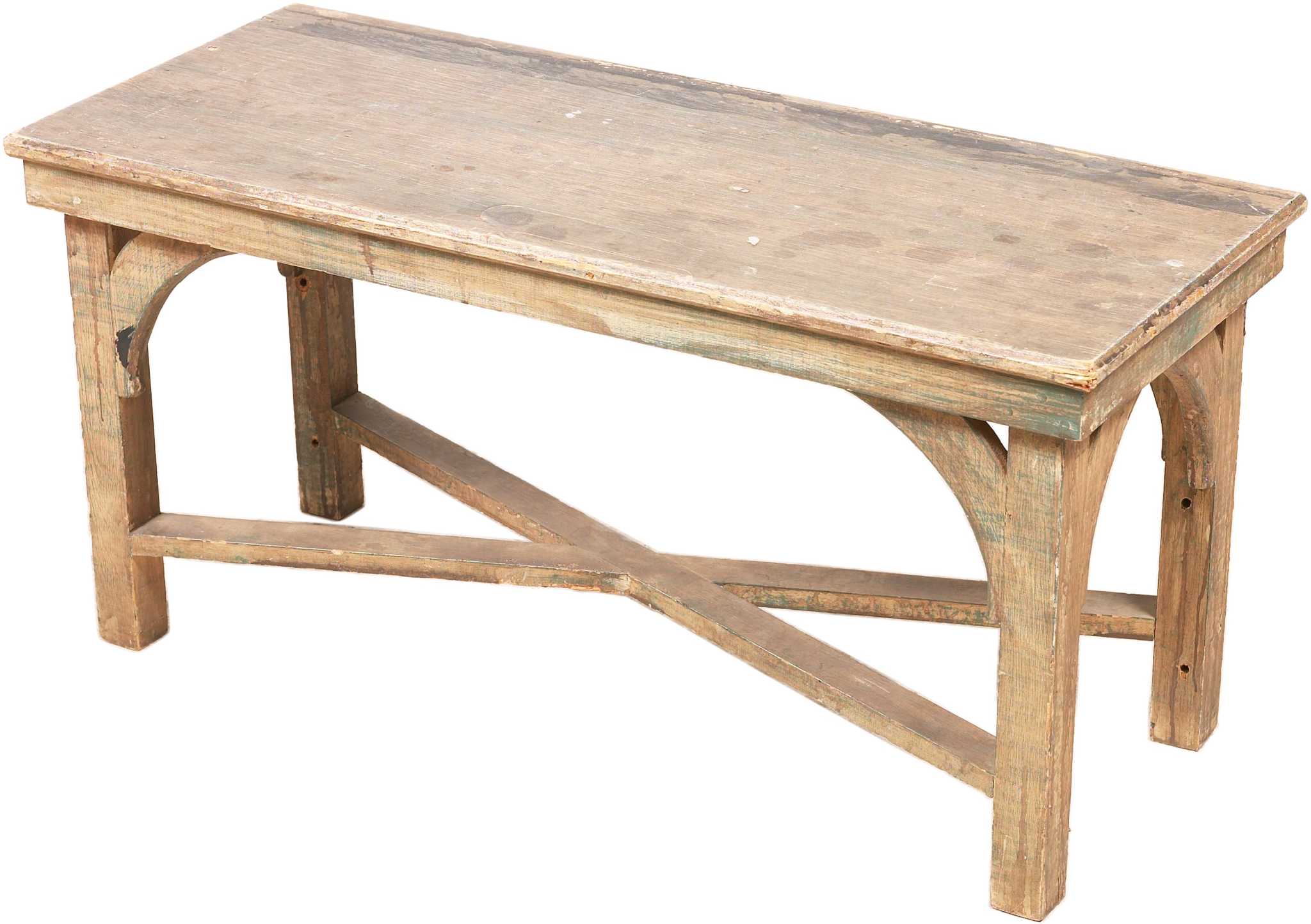 Ways to Get Stains Off of a Pine Wood Table