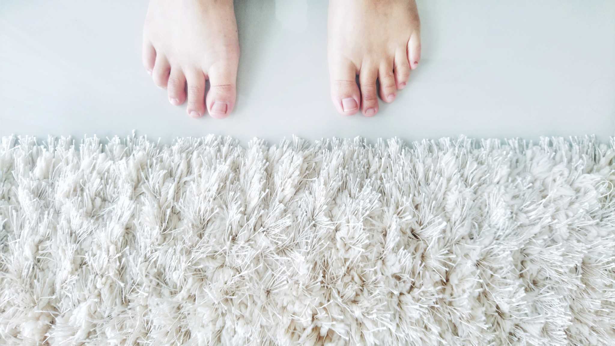How To Clean White Wool Rug