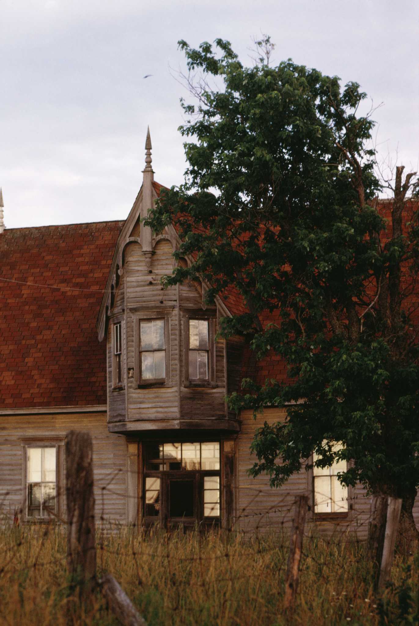 Does a Violent Death in a House Have to Be Disclosed?