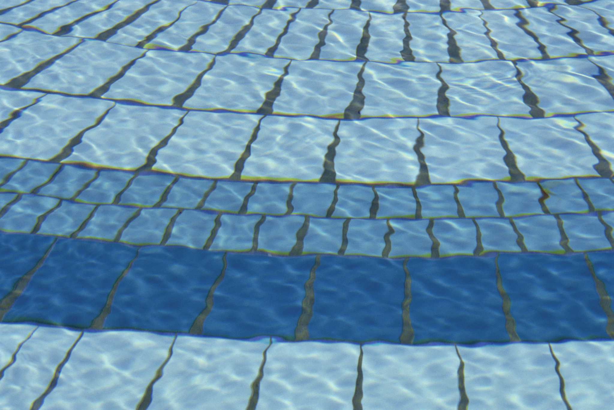 How to Prevent Scale on Pool Tiles