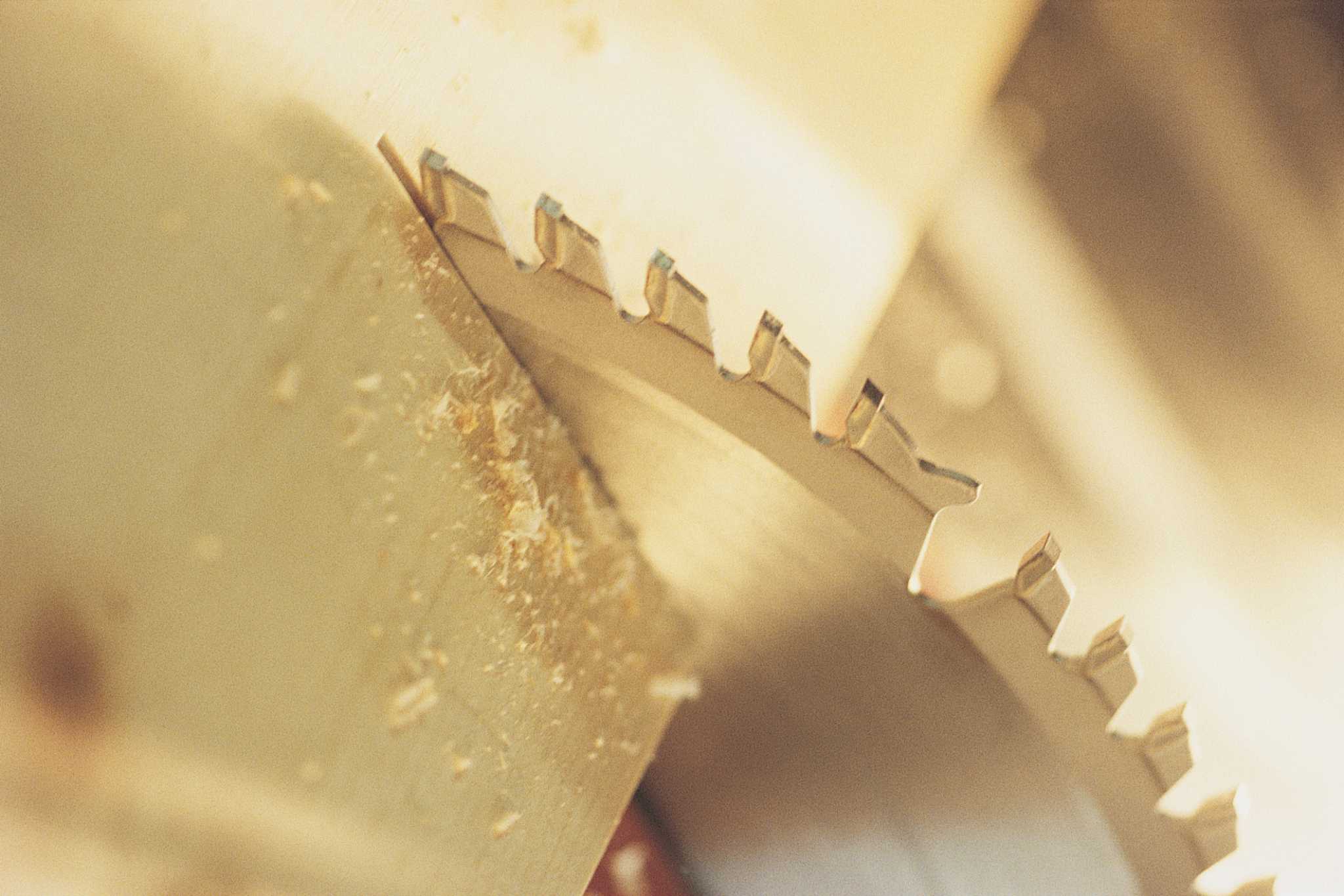 The Best Way to Cut Laminate Flooring