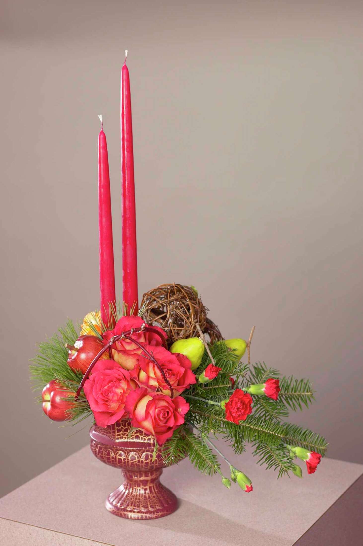 How to Weigh Down Styrofoam Centerpieces