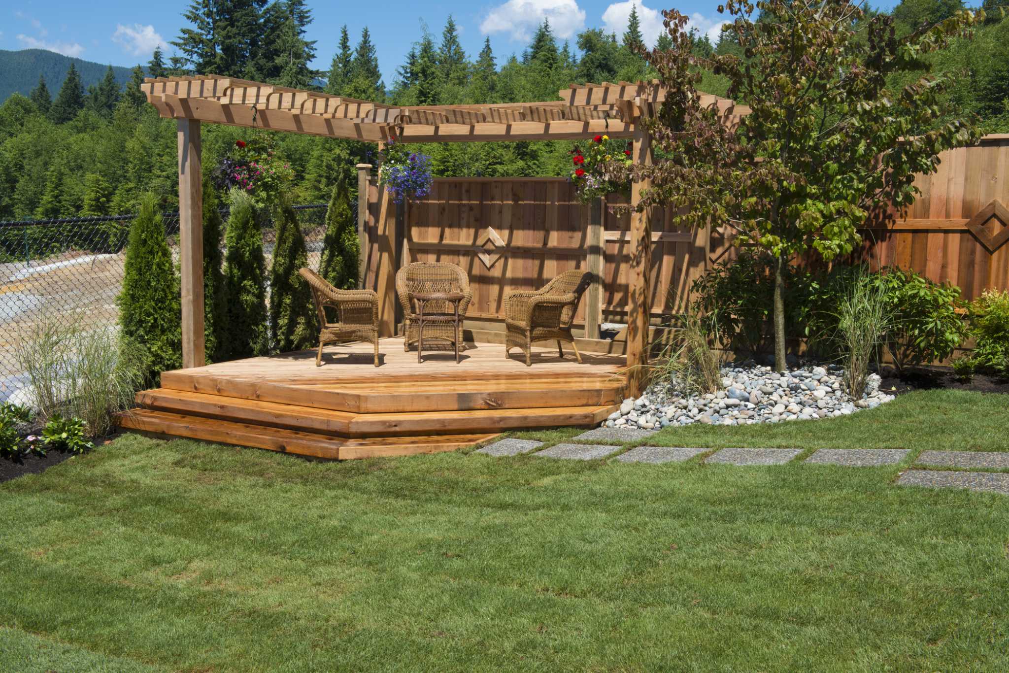 How to Protect Cedar Furniture with Oil