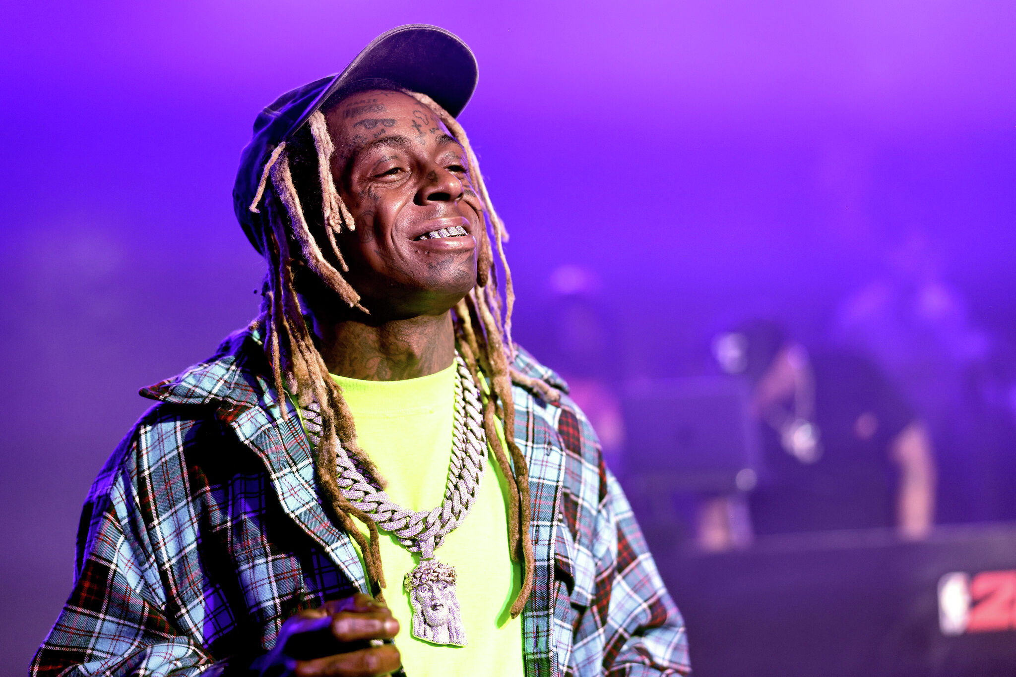 Lil Wayne shows love to Houston Astros before concert