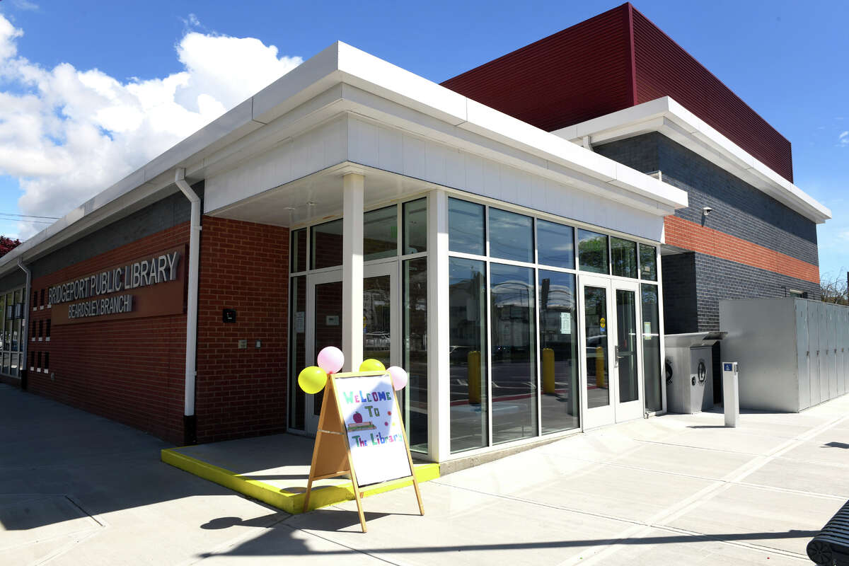 High tech Beardsley library branch opens in Bridgeport