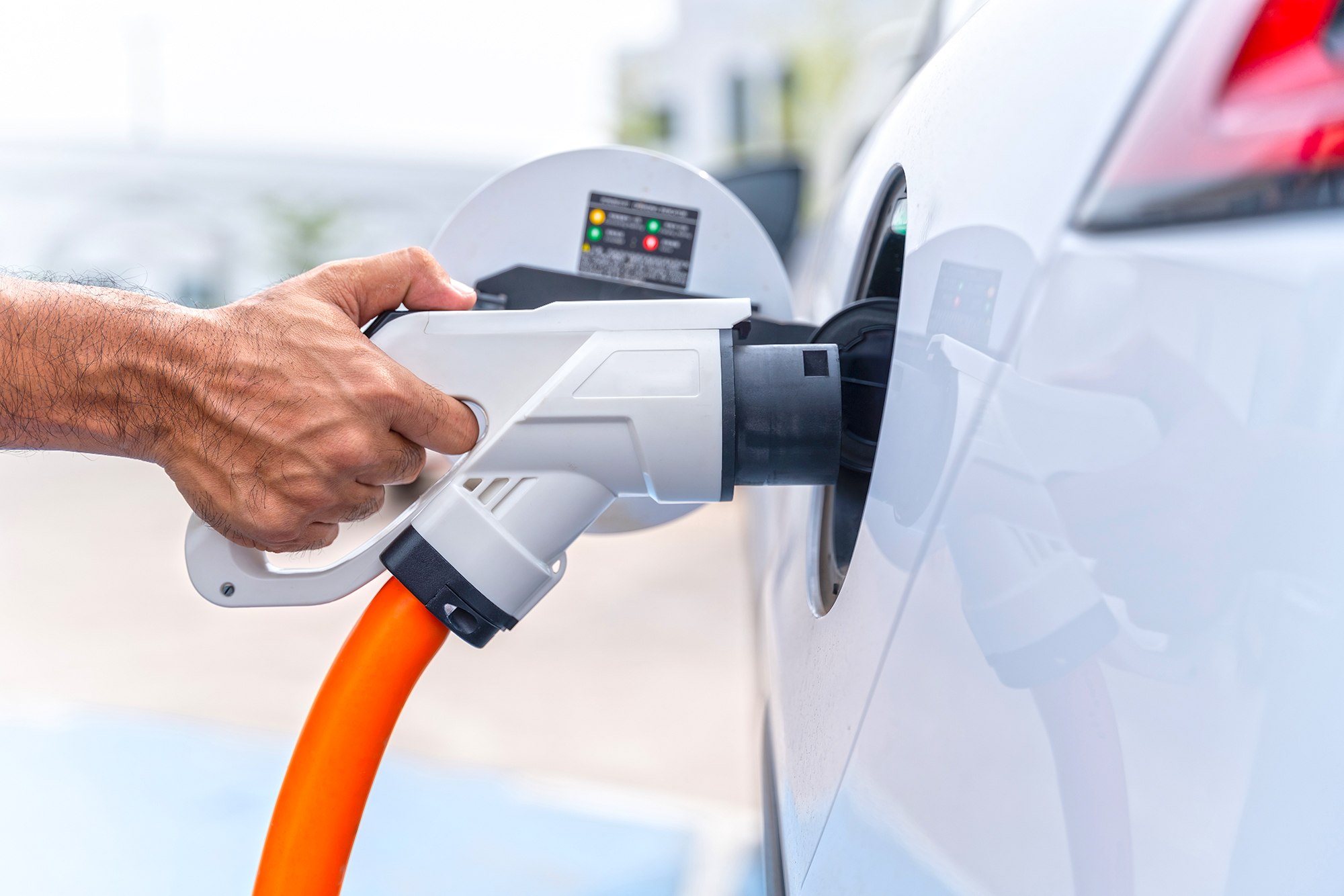 Feds push for more electric vehicles, but is Illinois ready? - Vimarsana News