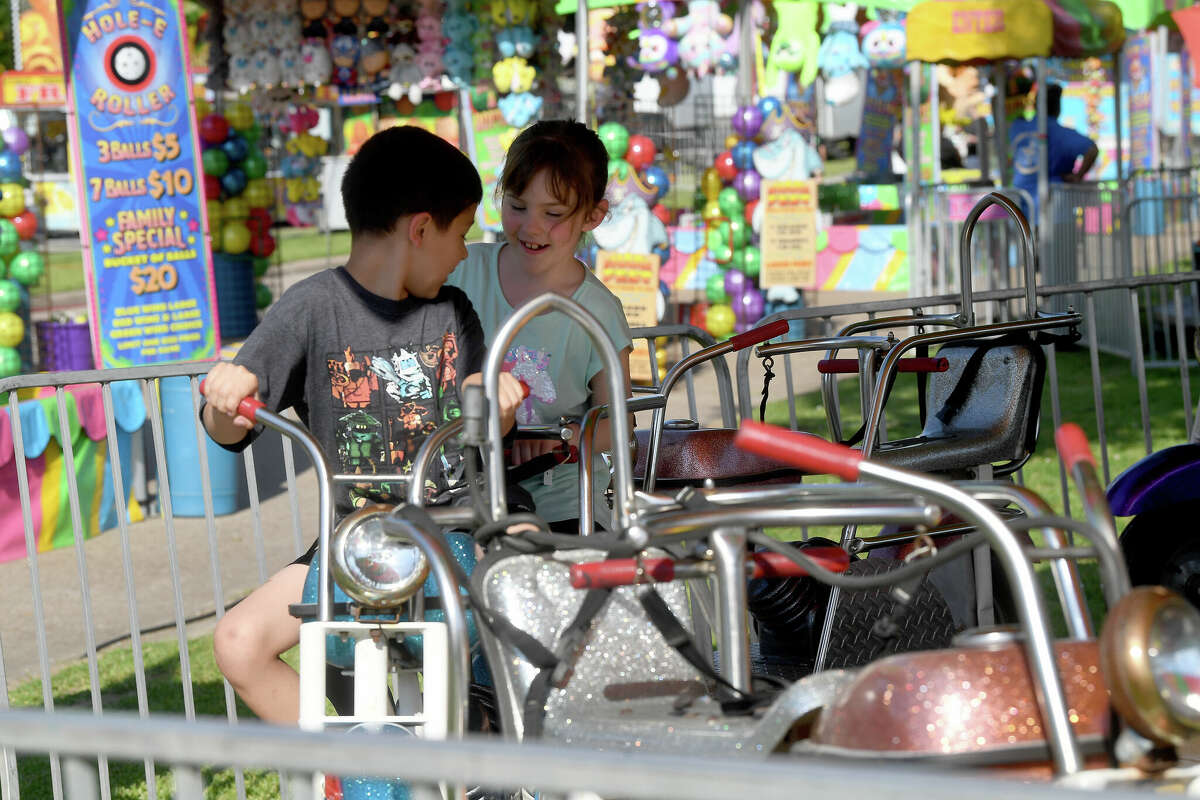 The annual Port Neches RiverFest opened Wednesday night