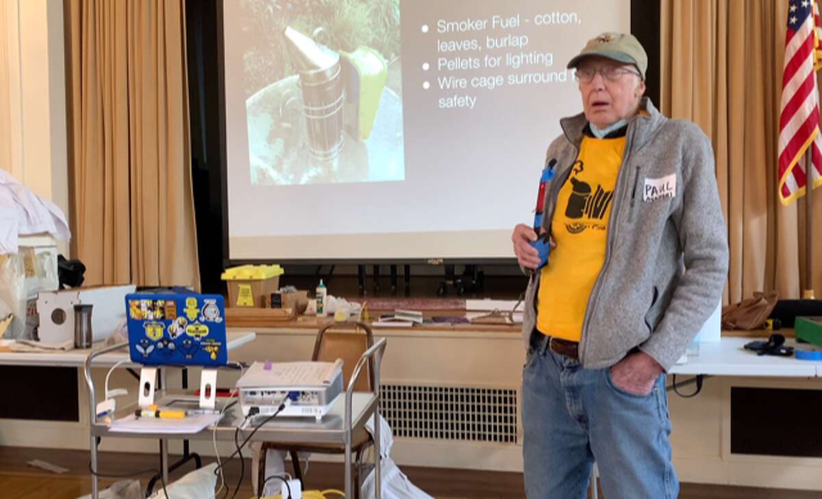 Paul Koski teaches new beekeepers. 