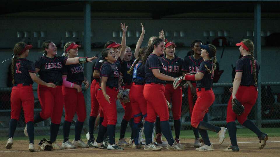 Story photo for Atascocita softball edges Dawson in the area-round opener.