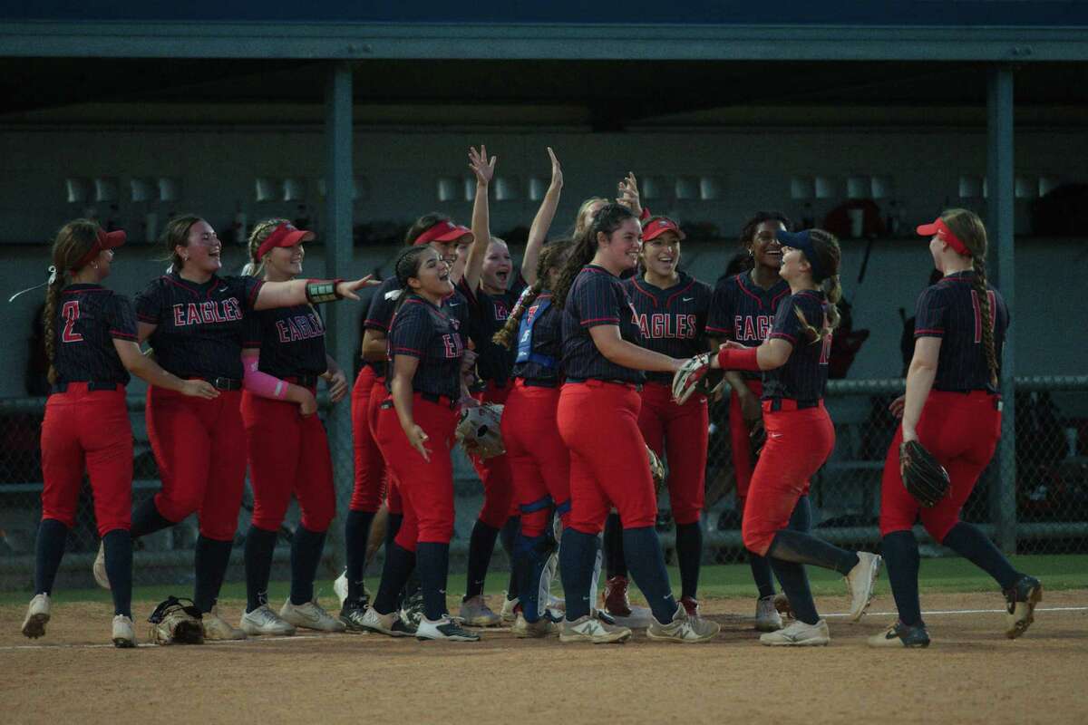 Story photo for Softball playoffs: Atascocita edges Dawson in area-round opener.