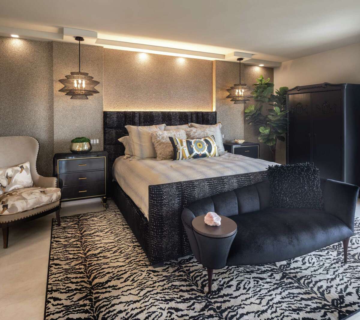 View of Penthouse - Definition, Advantages & Disadvantages, Features