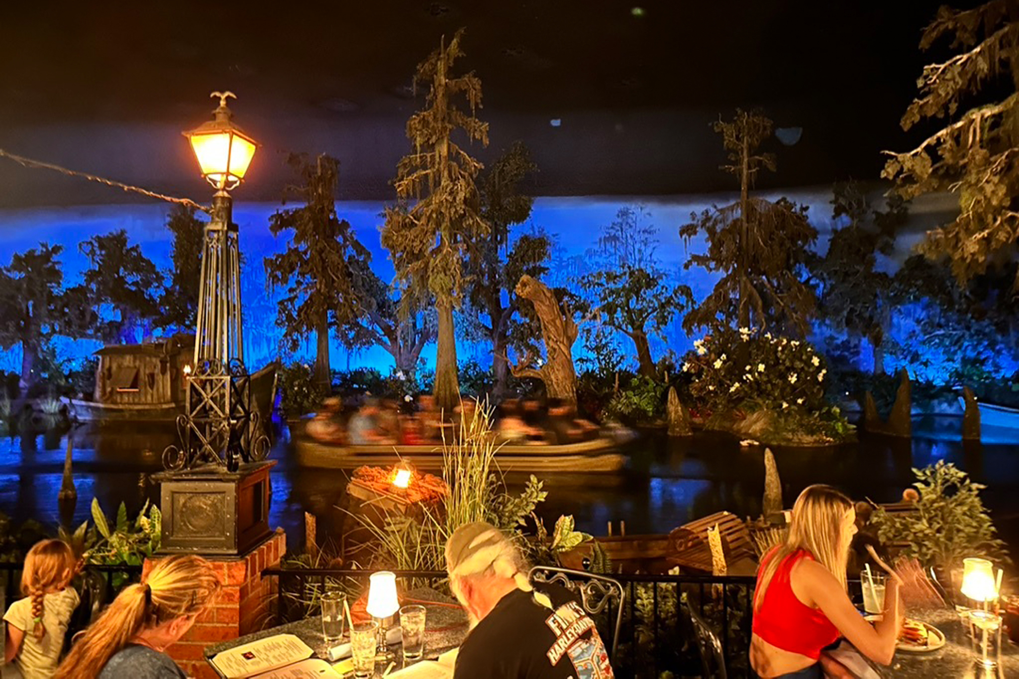 the-secret-to-getting-the-best-seat-at-disneyland-s-blue-bayou