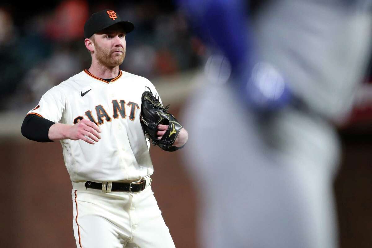 Giants GM Pete Putila collects World Series ring earned with Astros