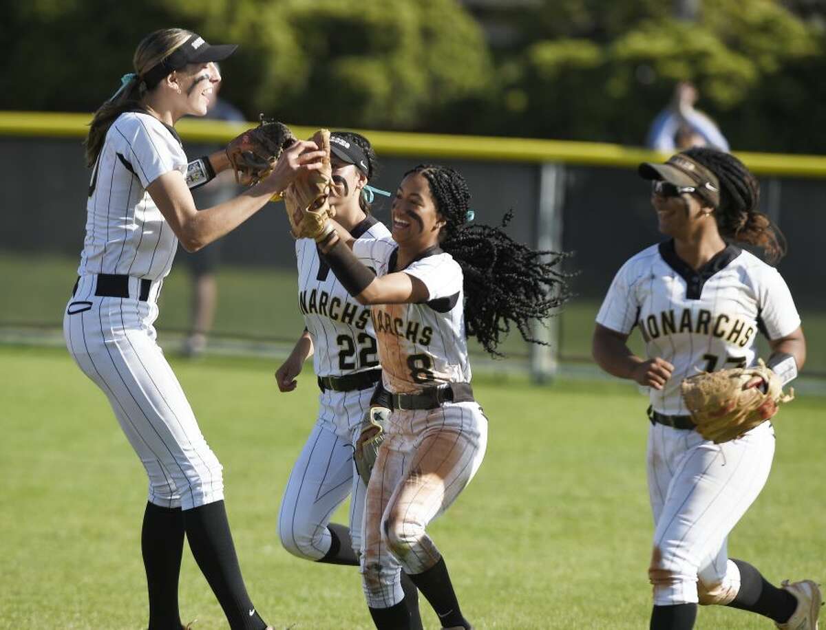 SBLive California girls volleyball Top 20 rankings: Big teams, big