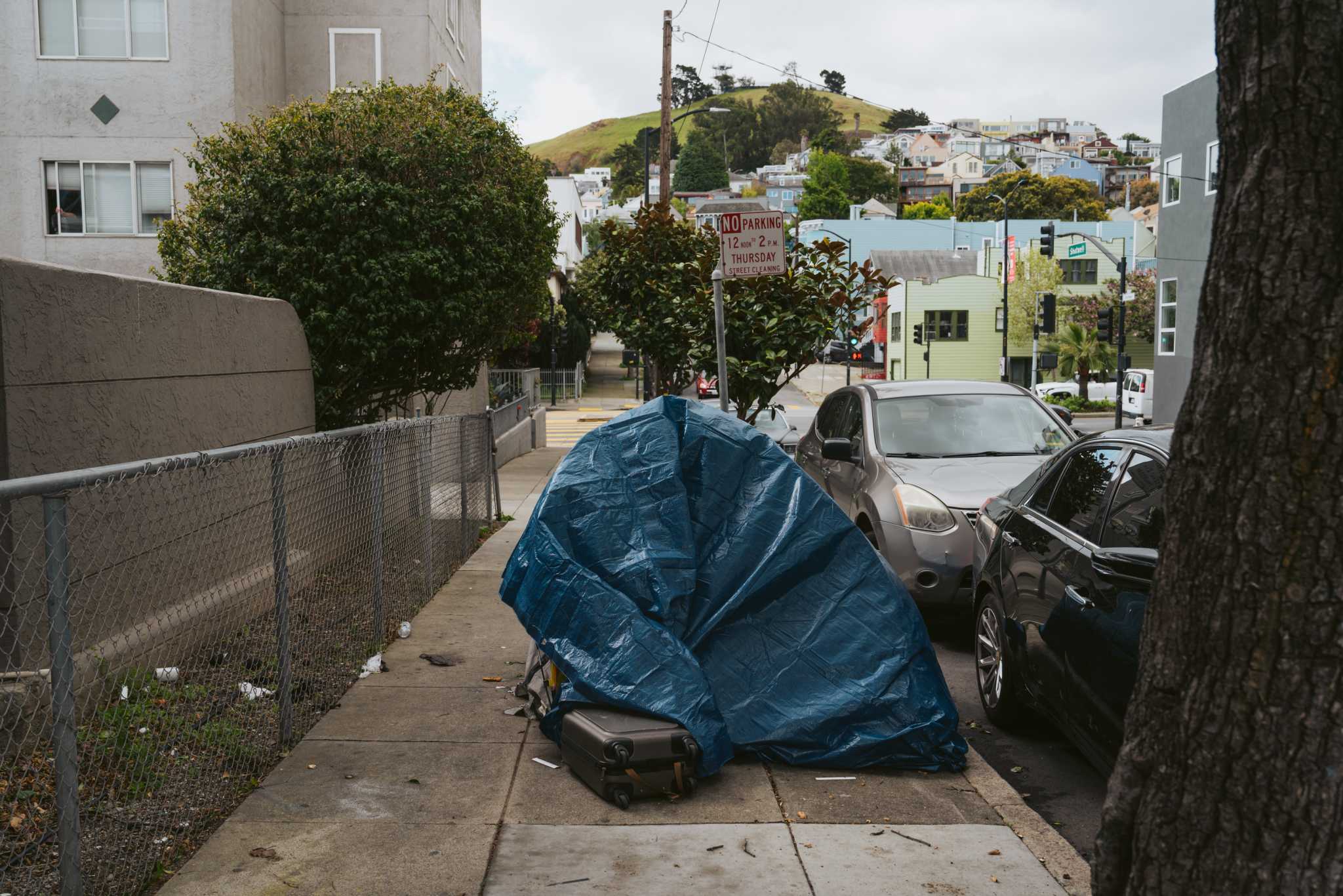 Who may now respond to SF 911 calls about homelessness
