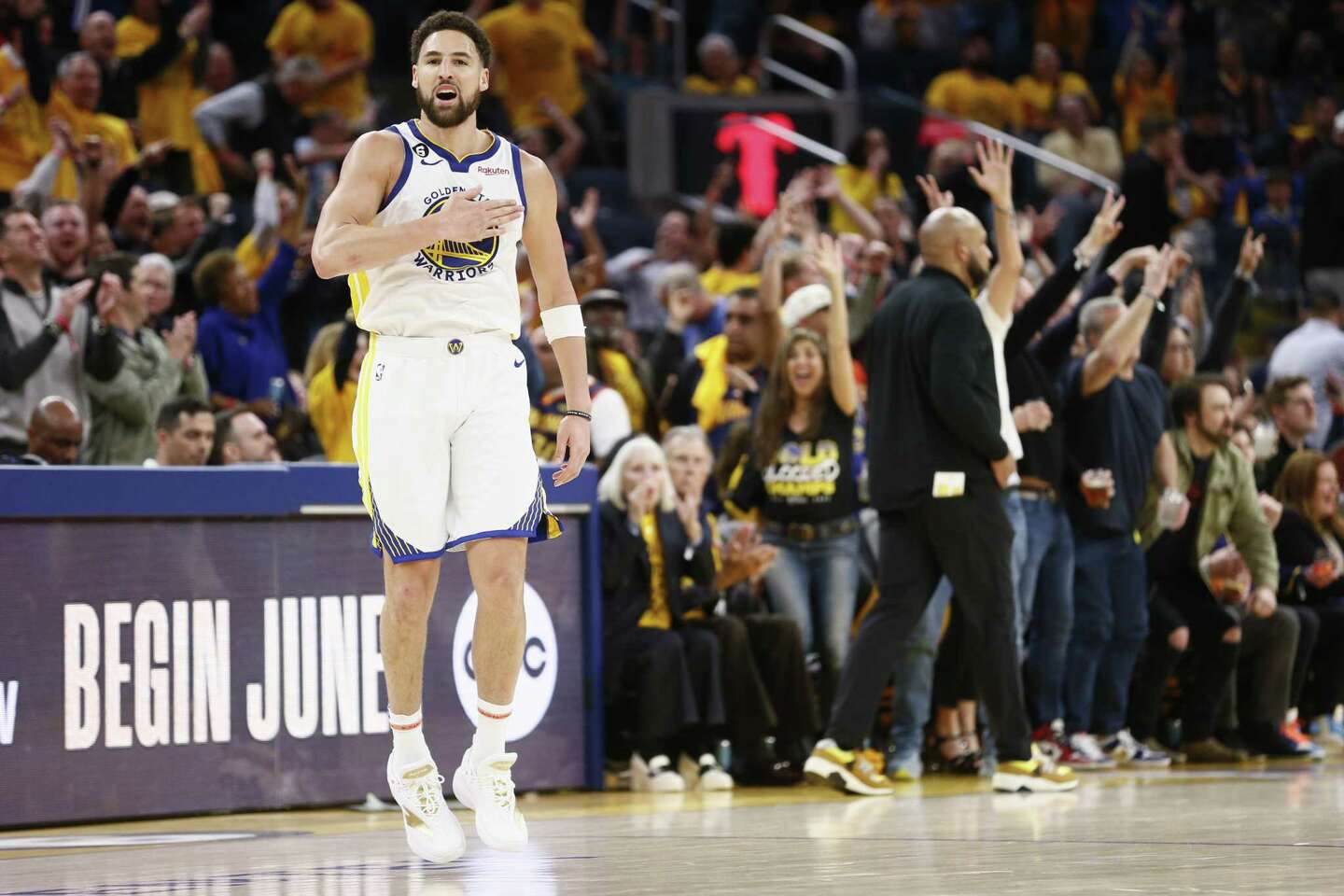 Warriors’ Klay Thompson finds his groove in Game 2 rout of Lakers